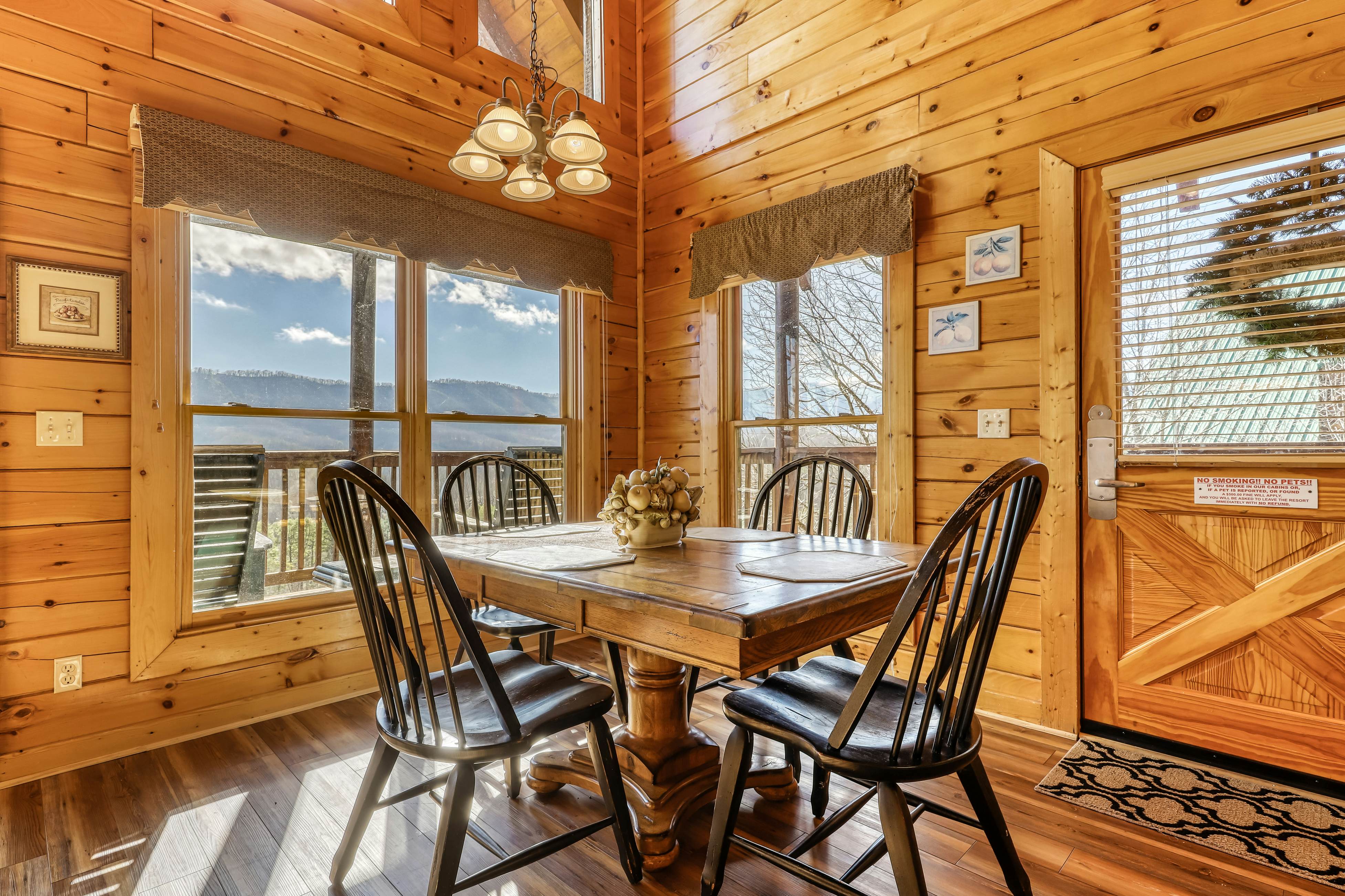 Lovely cabin w/ Free Attraction Tickets, a private hot tub, & mountain views