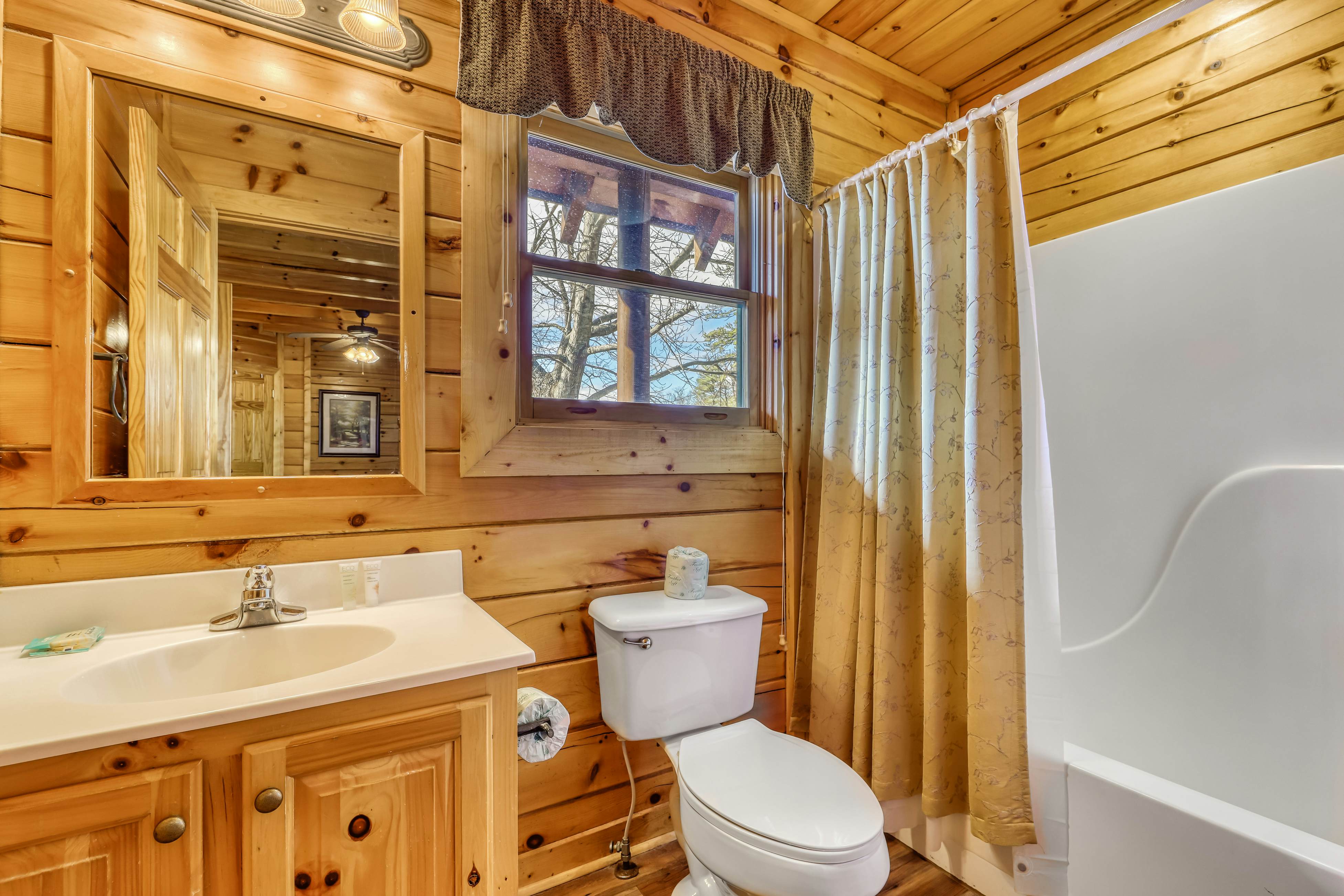 Lovely cabin w/ Free Attraction Tickets, a private hot tub, & mountain views