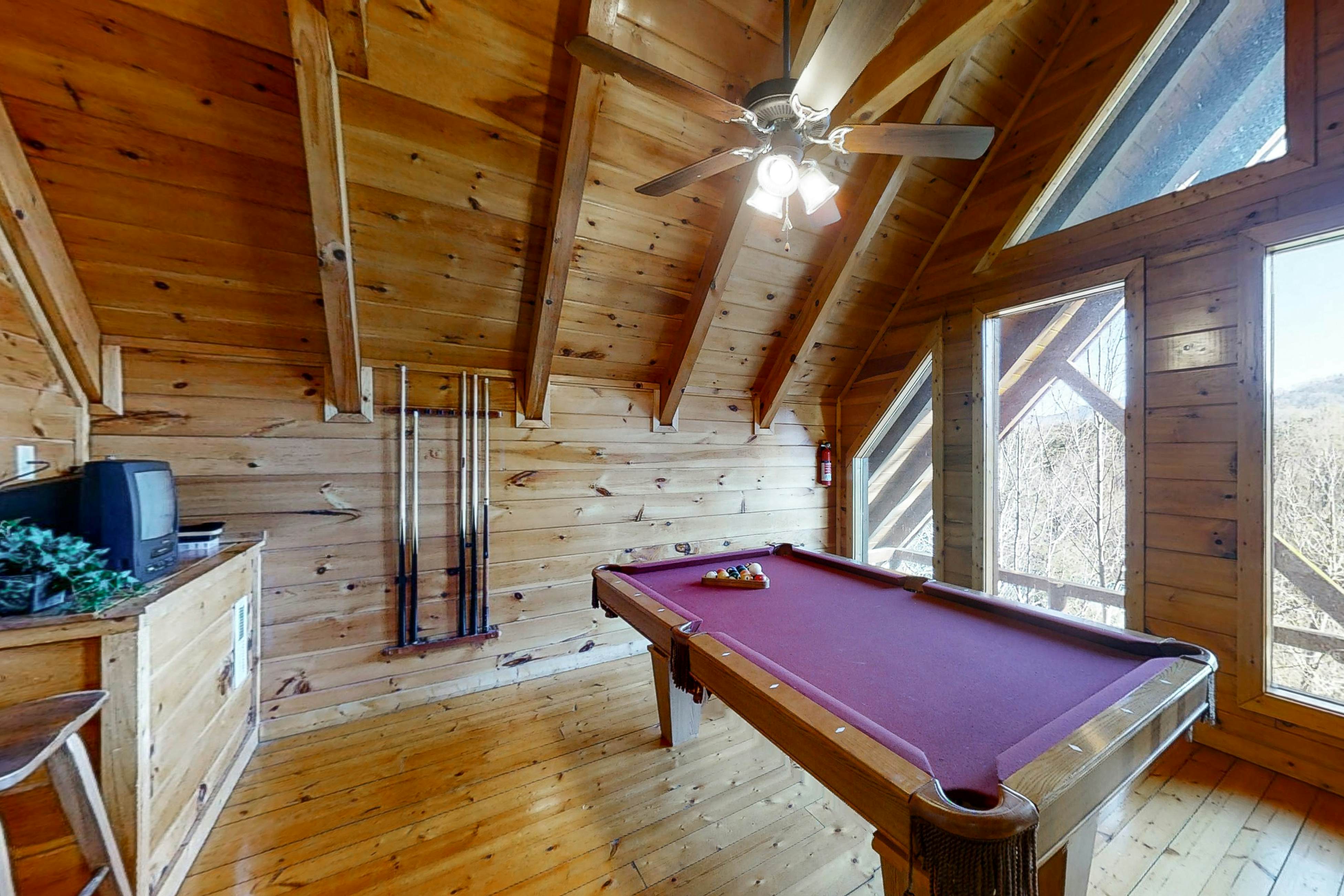 Elegant Two-Story Cabin w/ Free Attraction Tickets, Hot Tub, & Pool Table