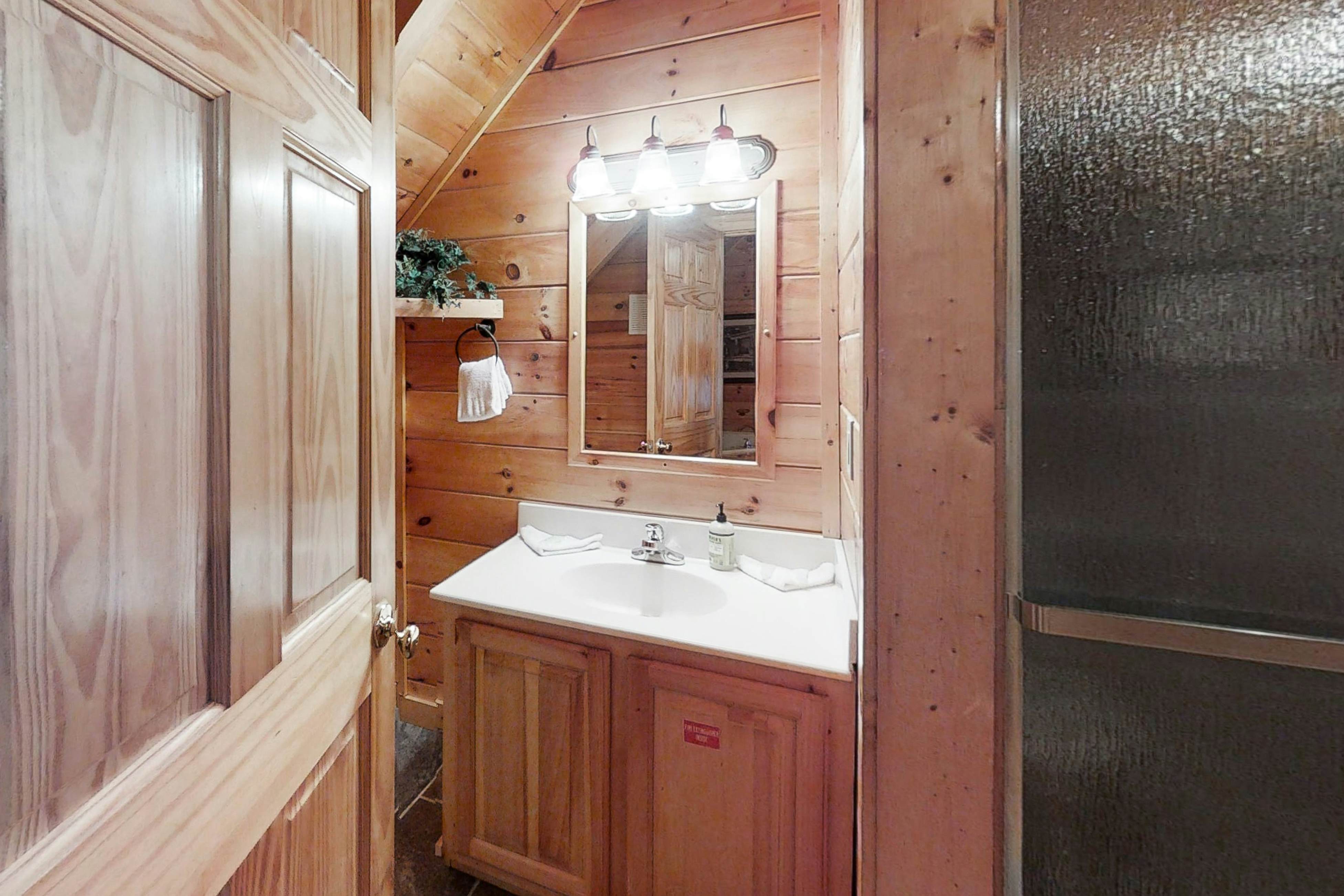 Elegant Two-Story Cabin w/ Free Attraction Tickets, Hot Tub, & Pool Table