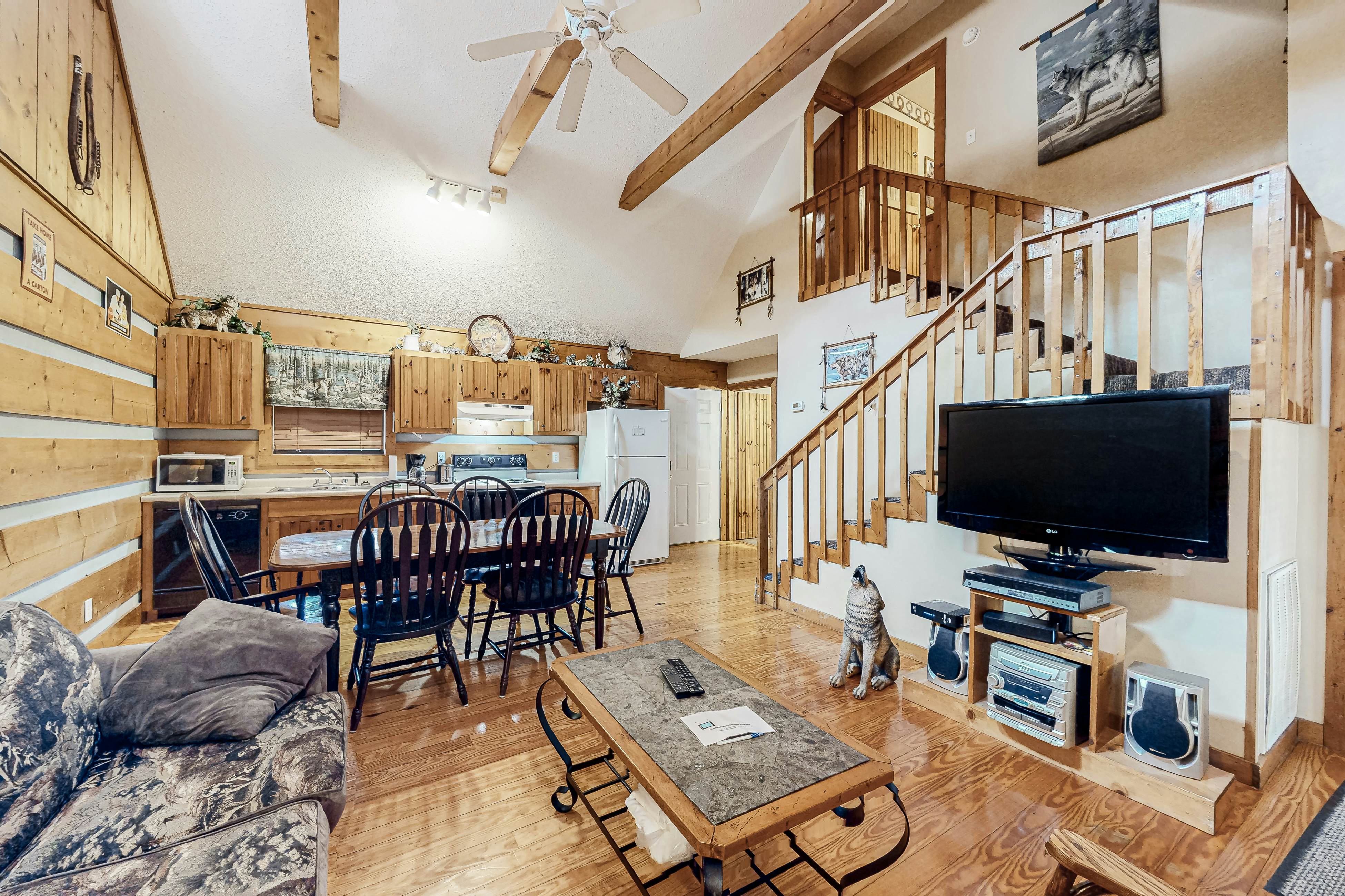 Casual Cabin with Private Hot Tub, Free Attraction Tickets, & Gas Fireplace