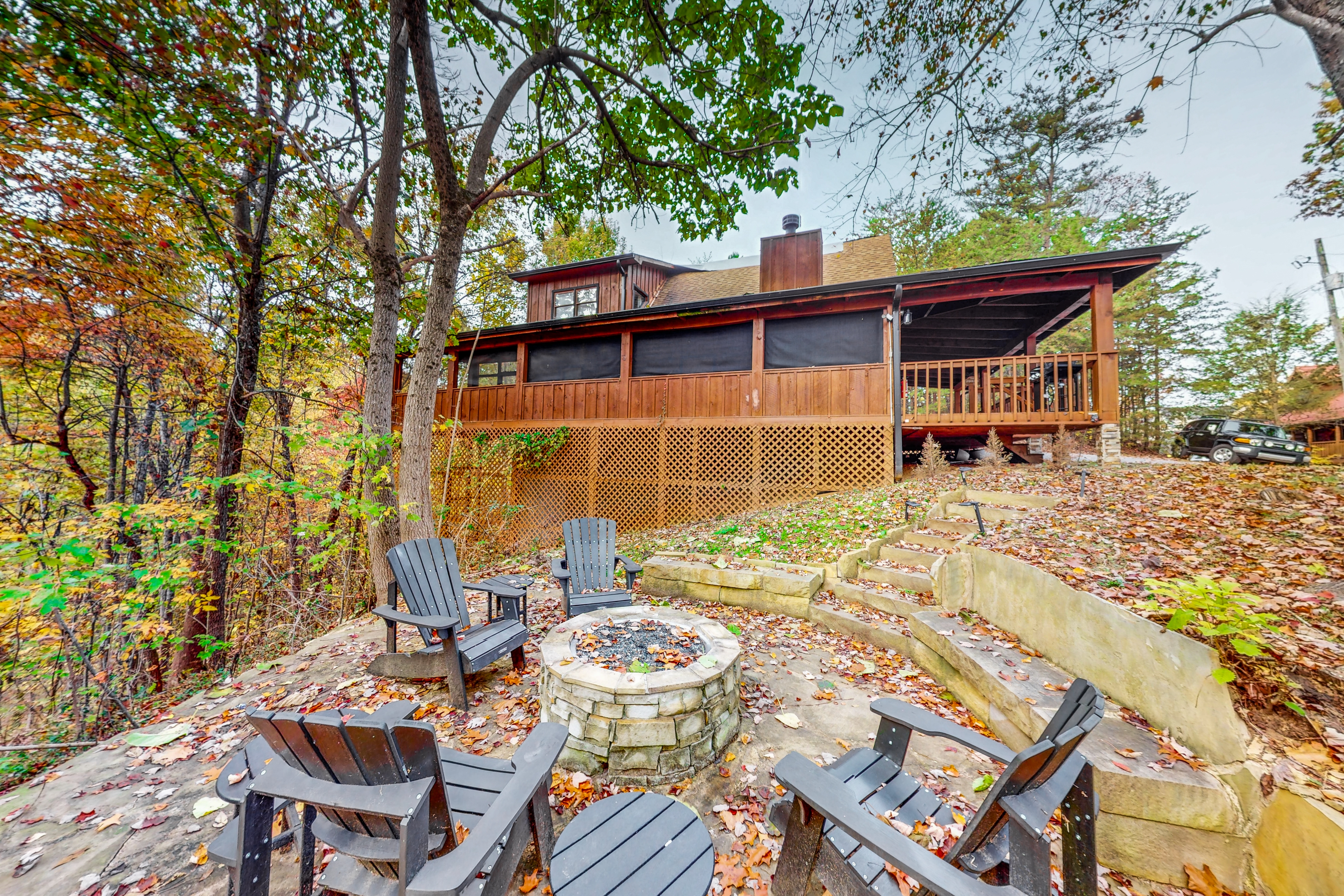Tranquil Cabin, Sleeps 8・Screened Porch・Firepit