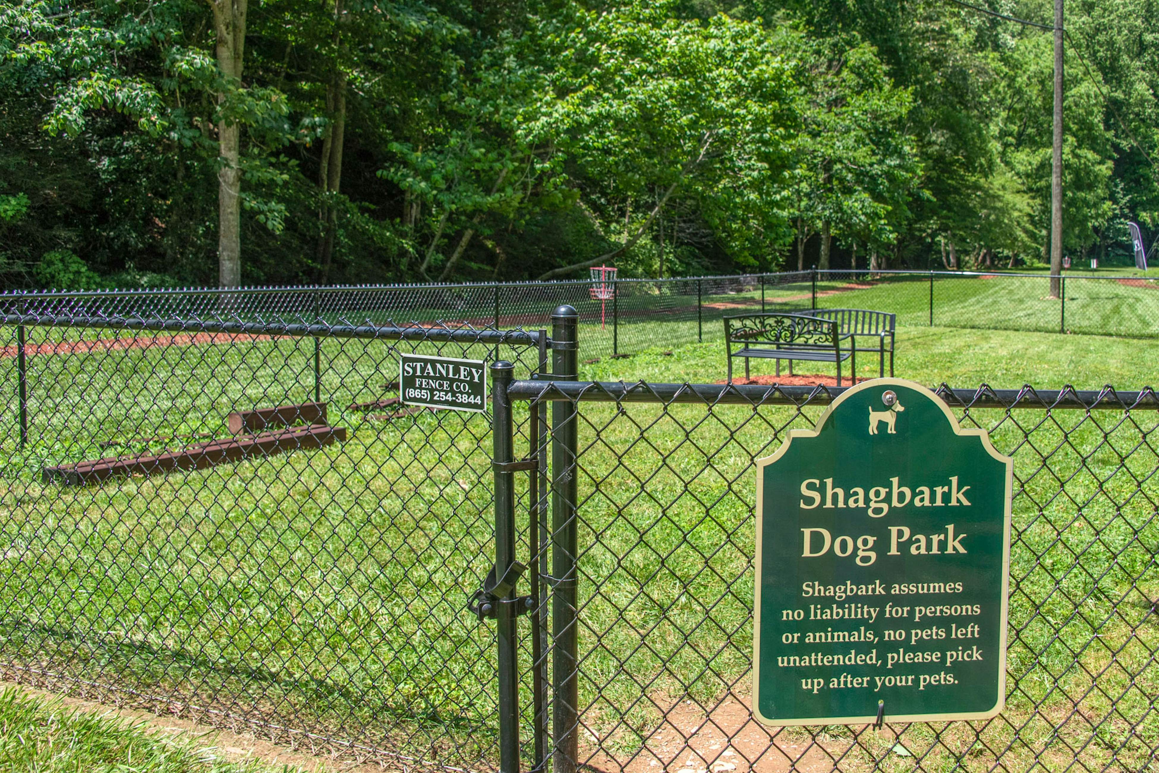 Cozy Cabin, Sleeps 6・Shared pool・Walking trails