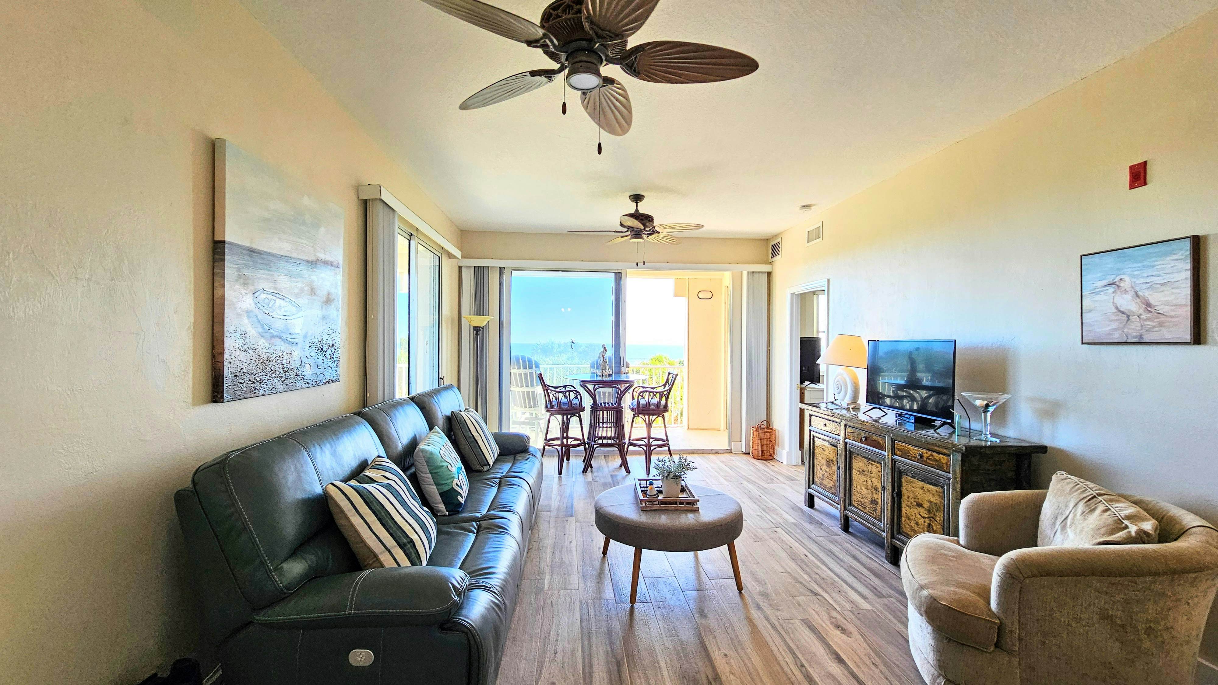 Blue Horizon at Surf Club