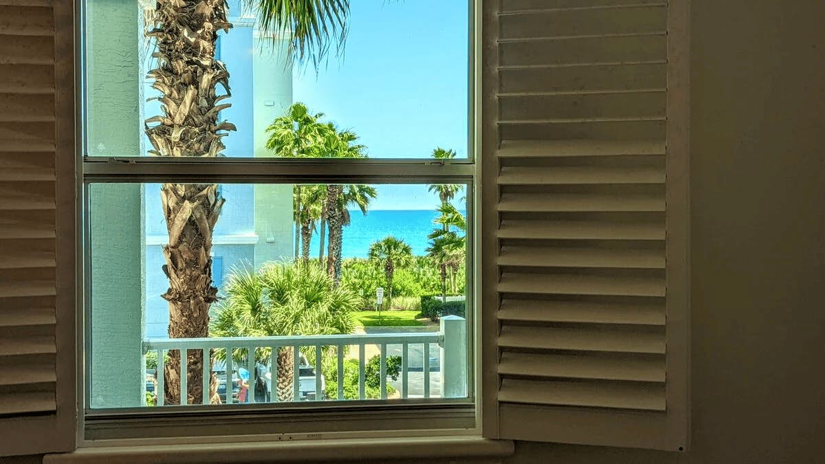 Z-Sunsets & Sandcastles