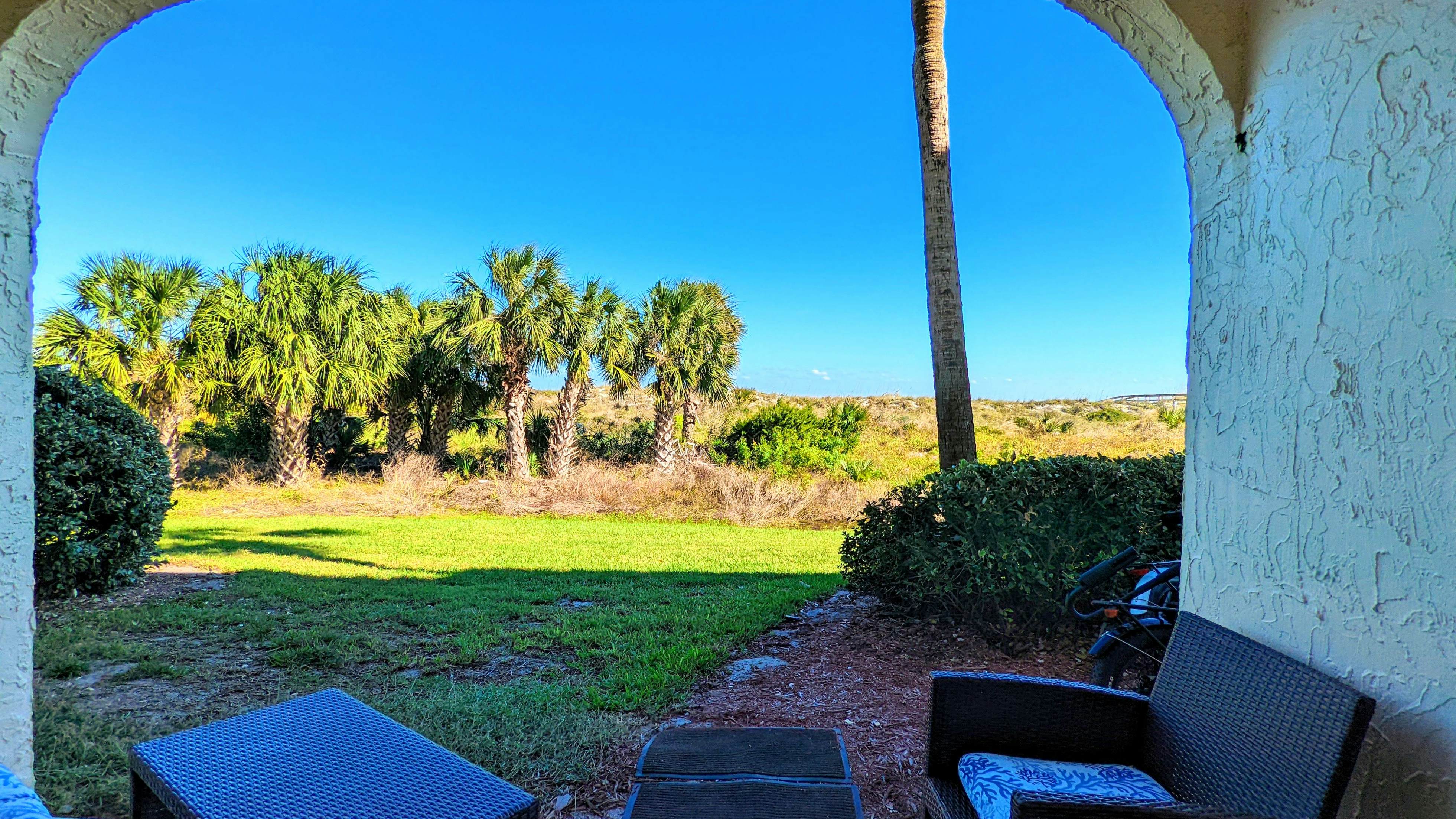 Cool Waves Oceanfront Retreat