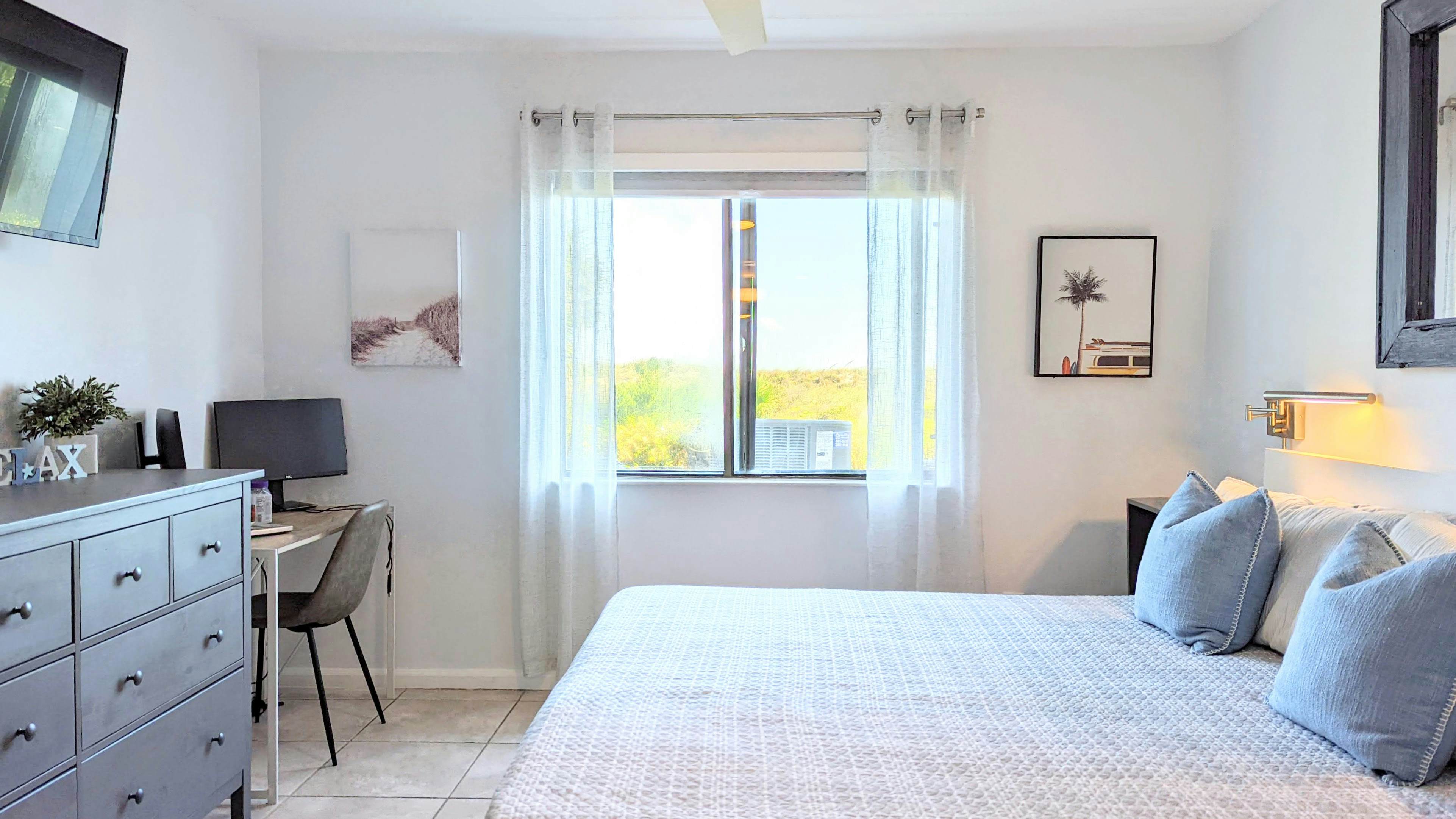 Cool Waves Oceanfront Retreat