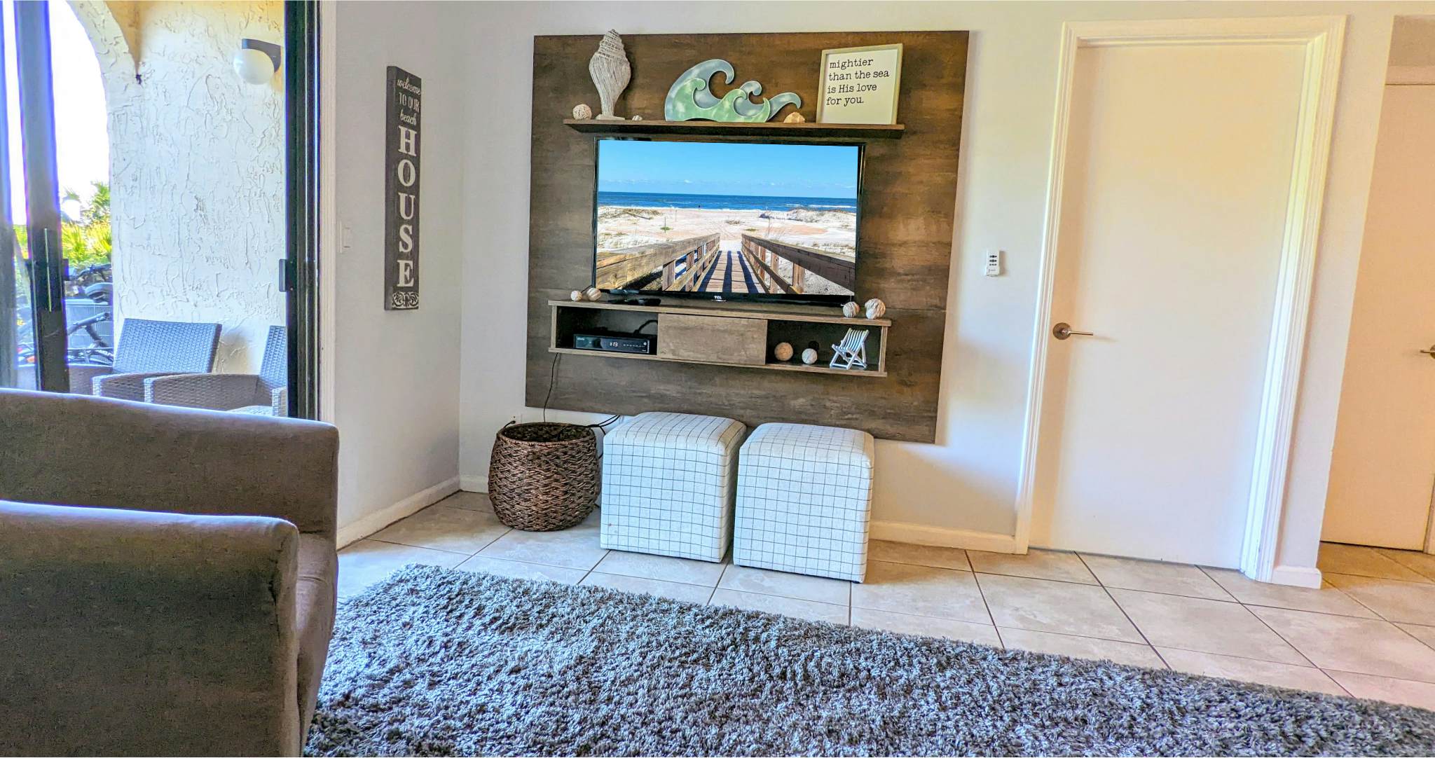 Cool Waves Oceanfront Retreat