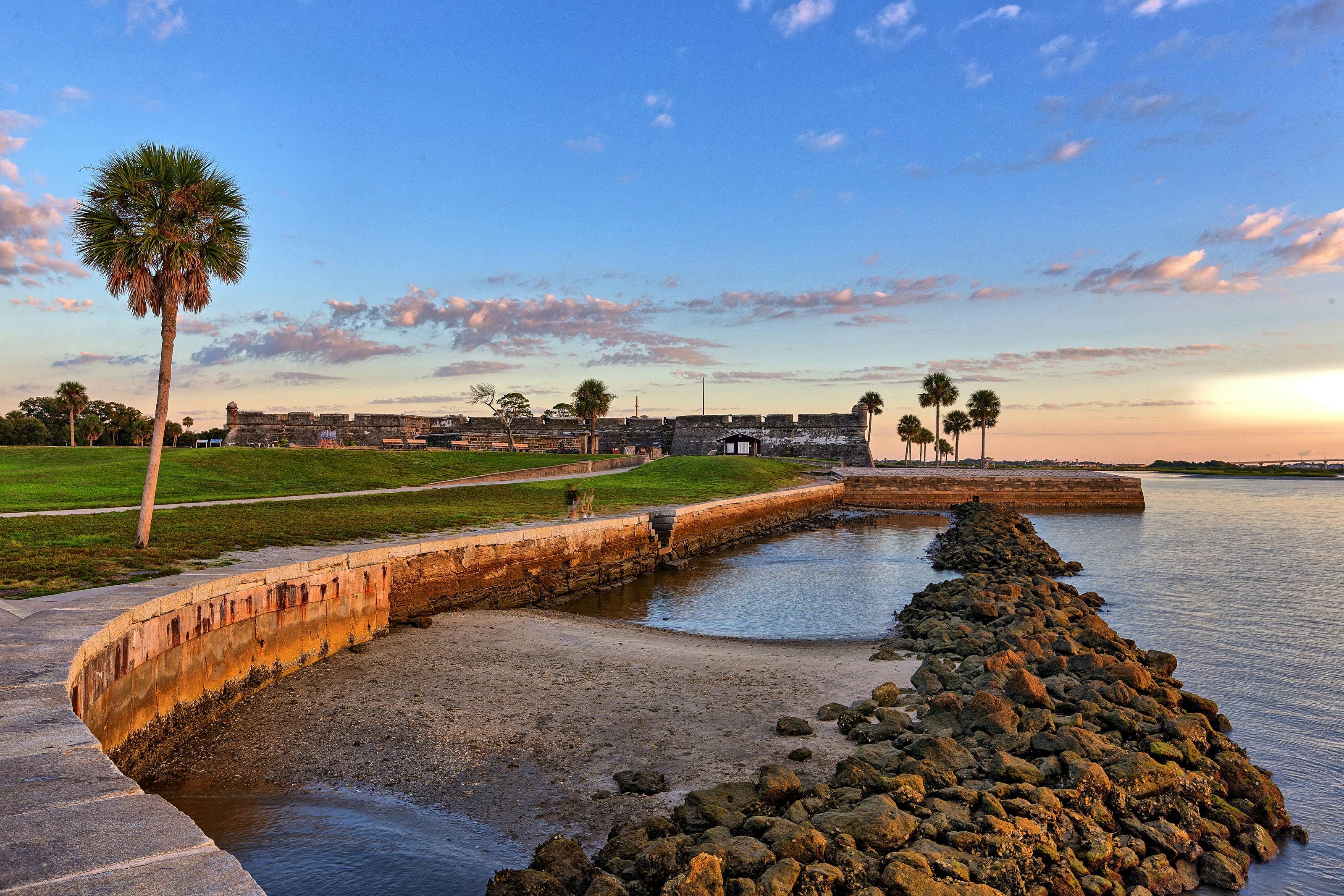 Cool Waves Oceanfront Retreat
