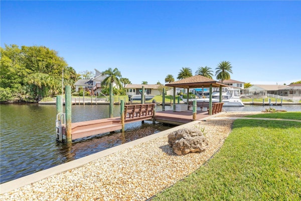 "Captain's Key Waterside Retreat" Boat Dock! Awesome Pool!