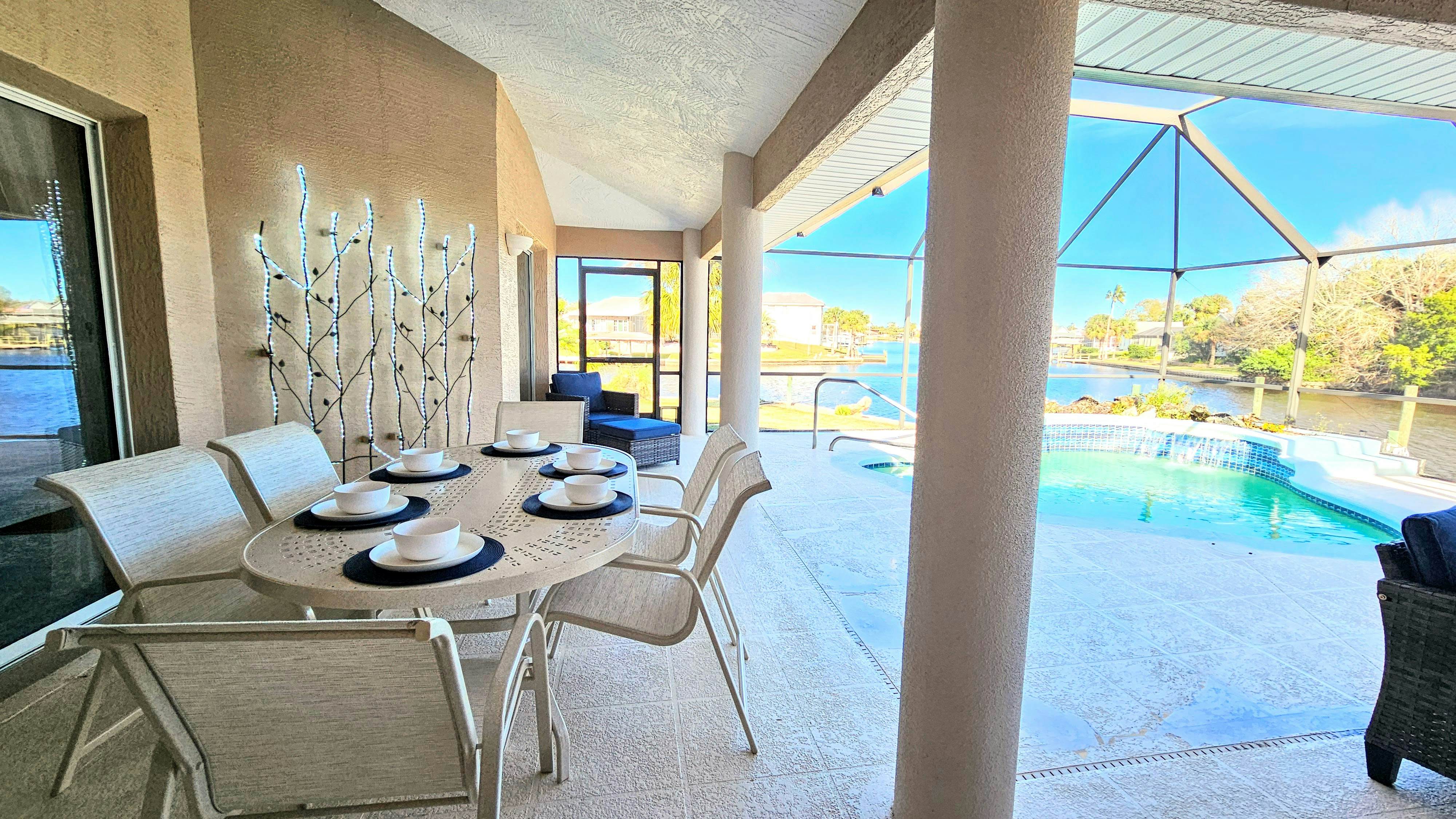 Captain's Key Waterside Retreat