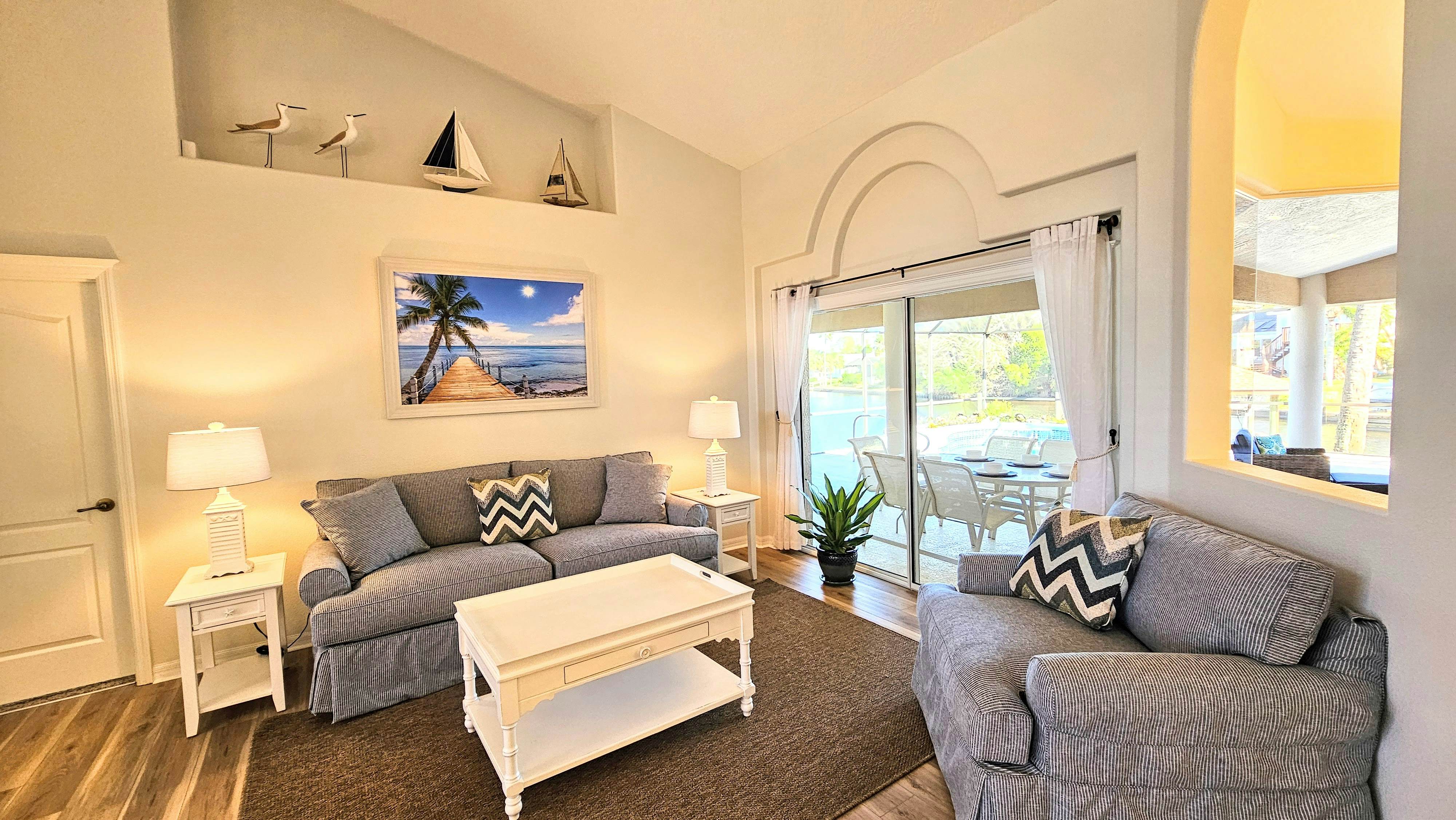 Captain's Key Waterside Retreat