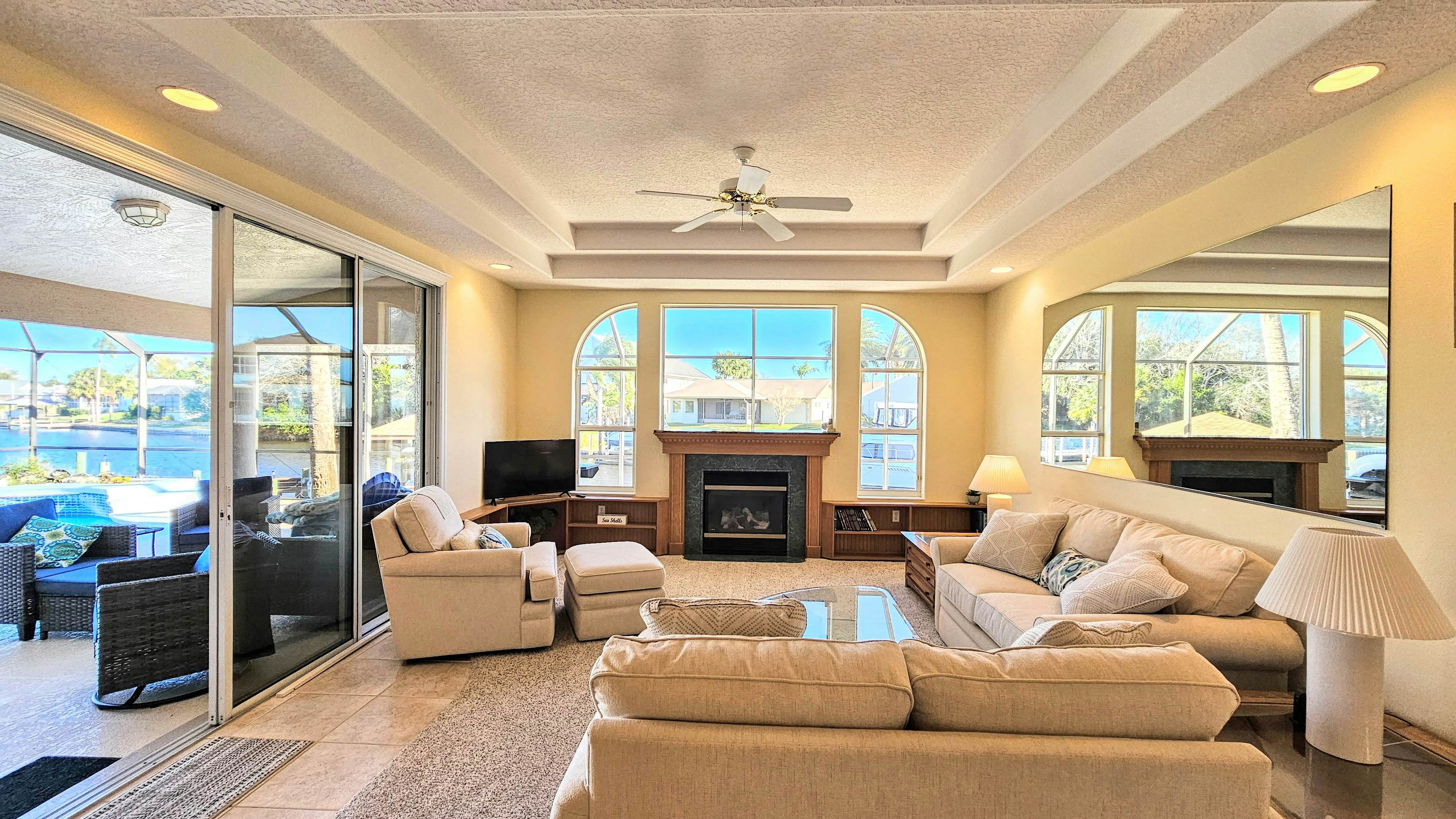 Captain's Key Waterside Retreat