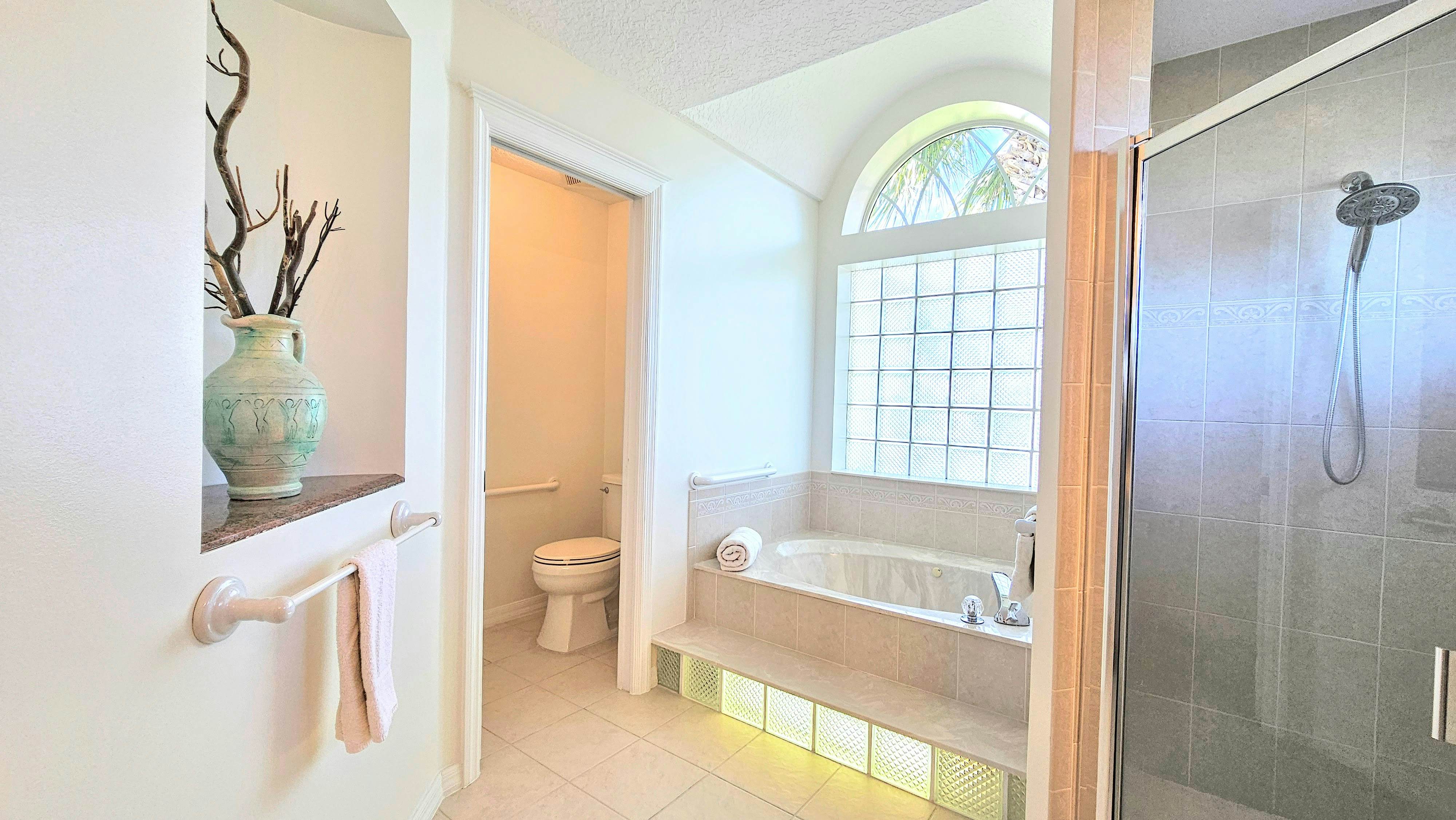 Captain's Key Waterside Retreat