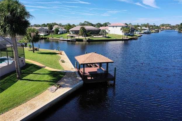Captain's Key Waterside Retreat