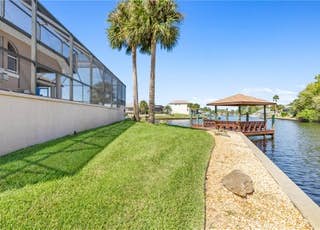 Captain's Key Waterside Retreat