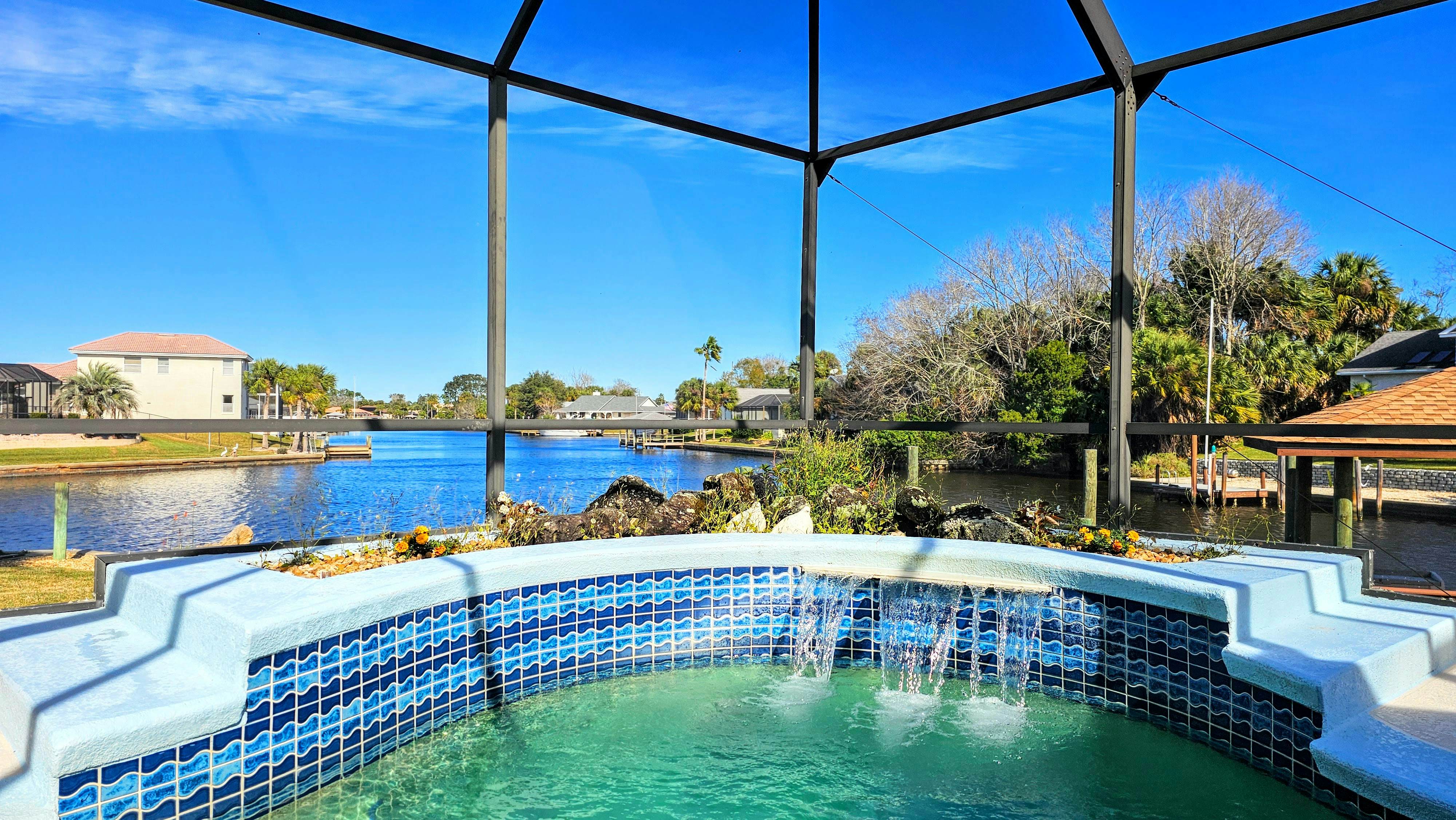 Captain's Key Waterside Retreat