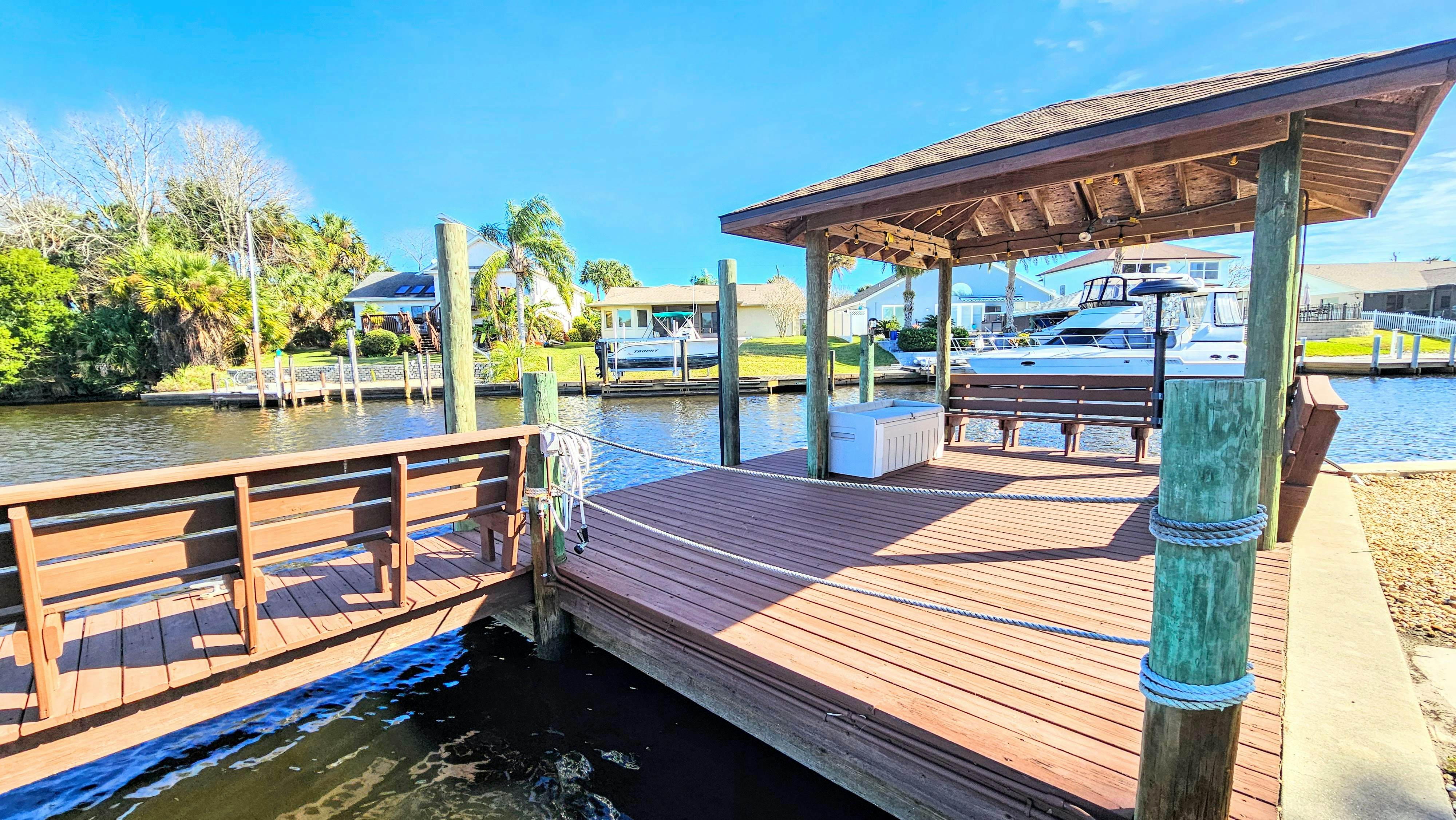 Captain's Key Waterside Retreat