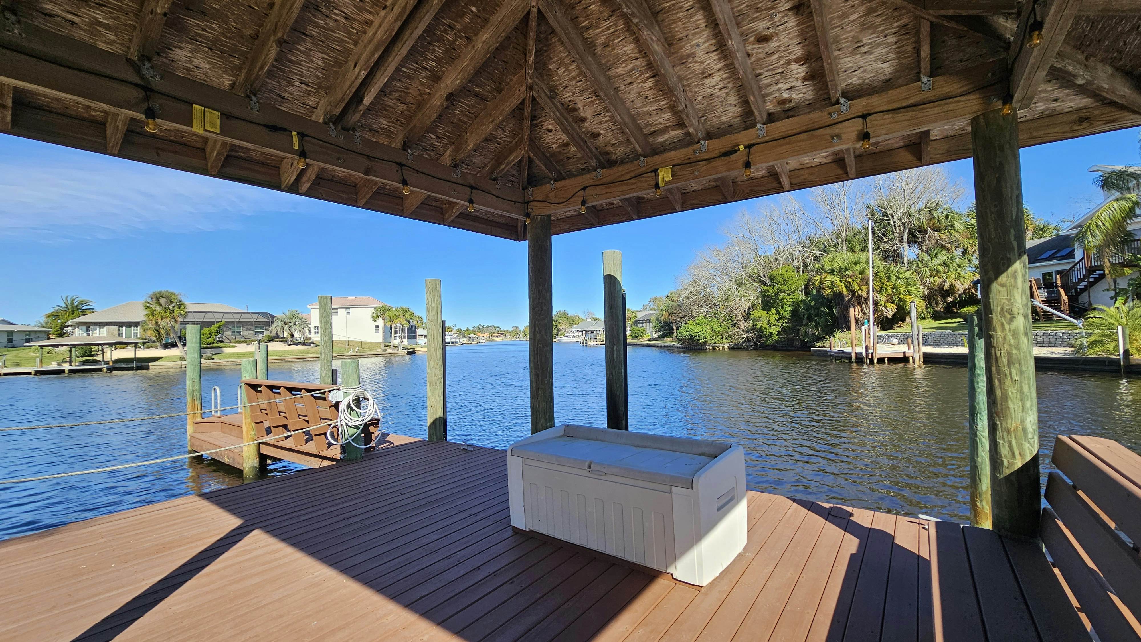 Captain's Key Waterside Retreat