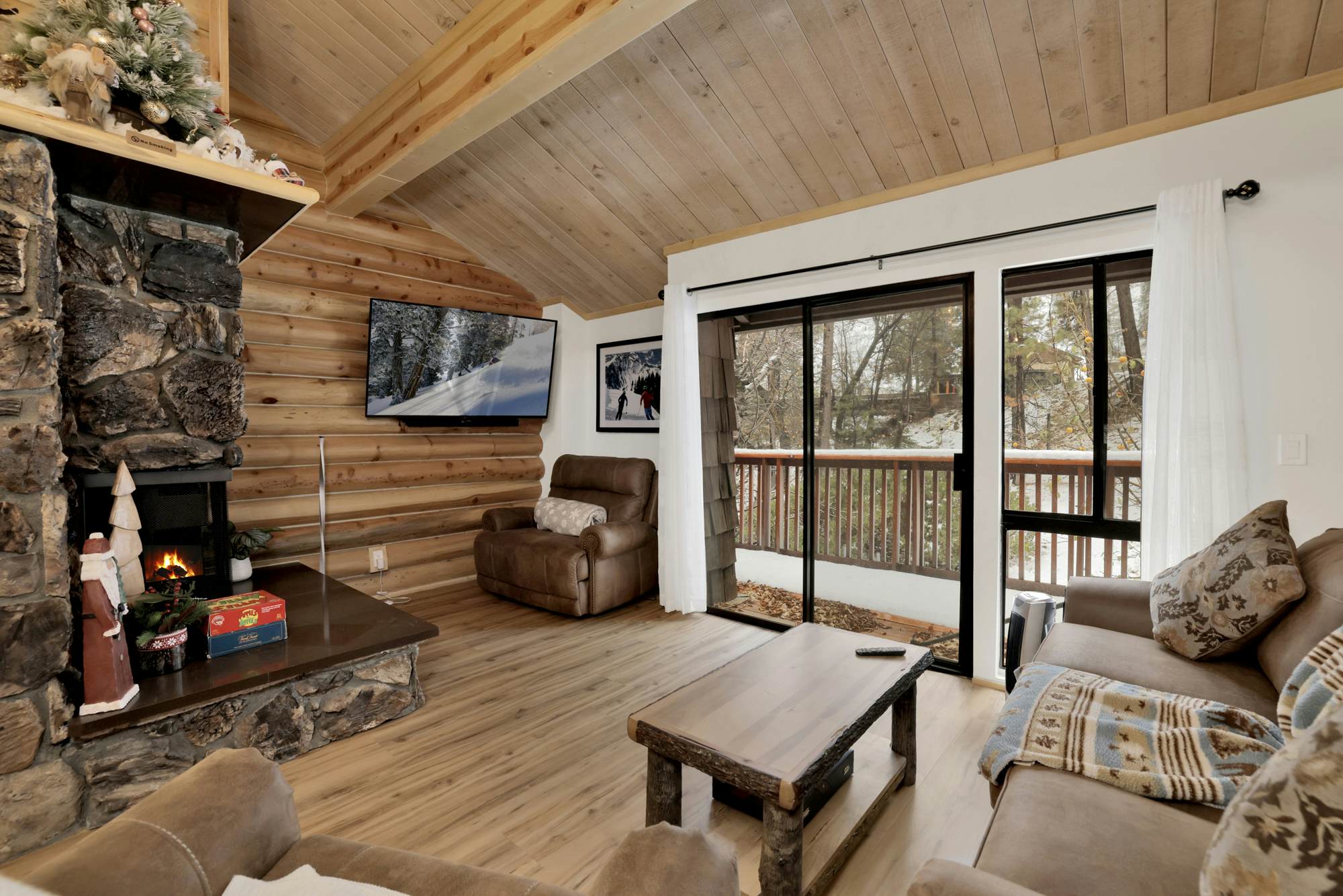 2586-Ours De Ski Chateau