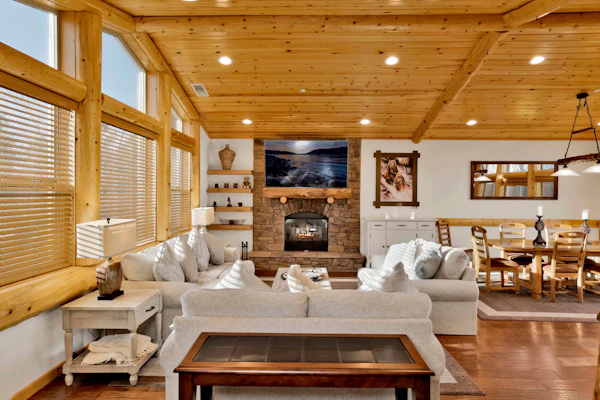 Luxury Morning Star Log Cabin | Hot Tub, Firepit, Game Room & Minutes to Skiing