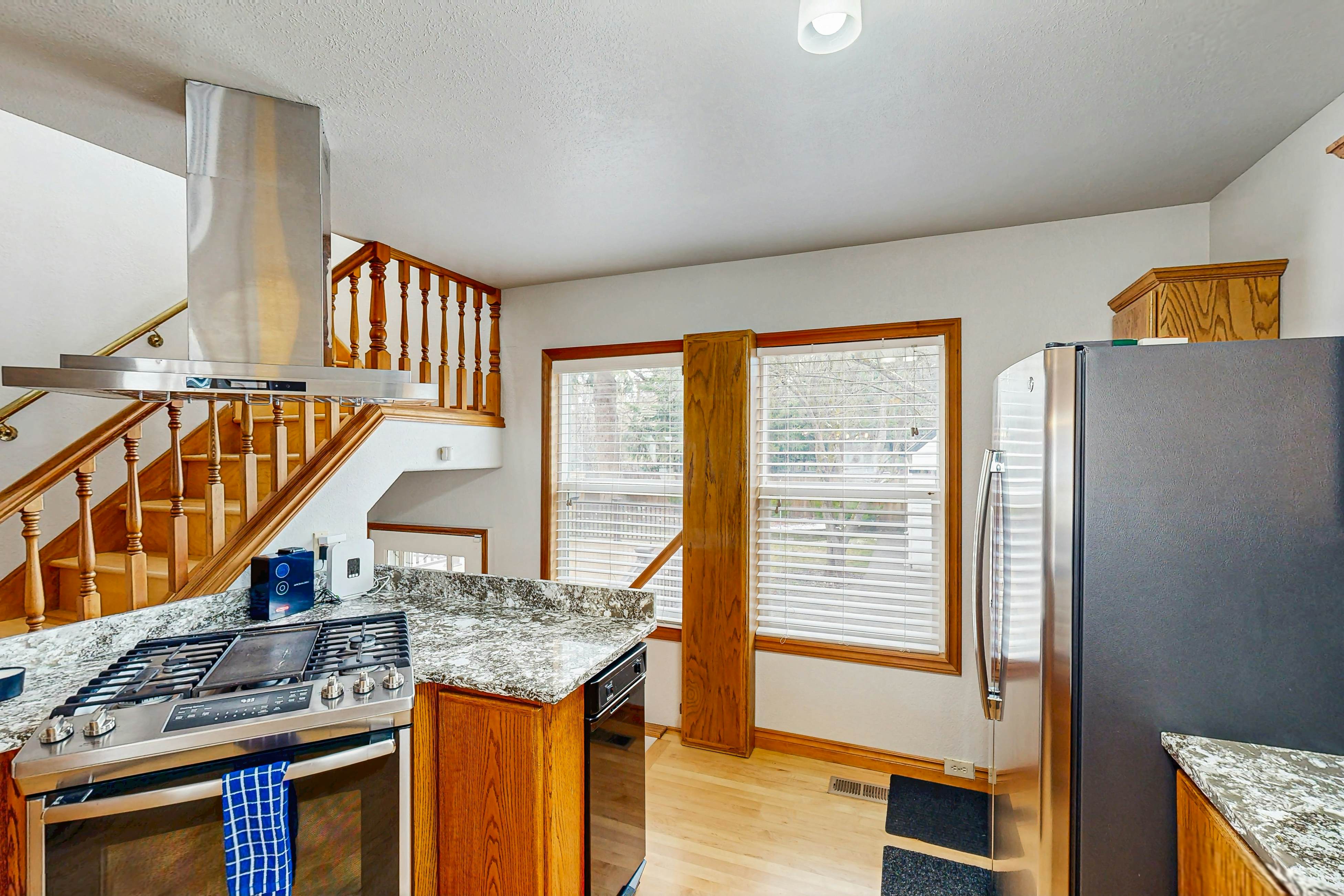 Remodeled Lake Hot Tub Home