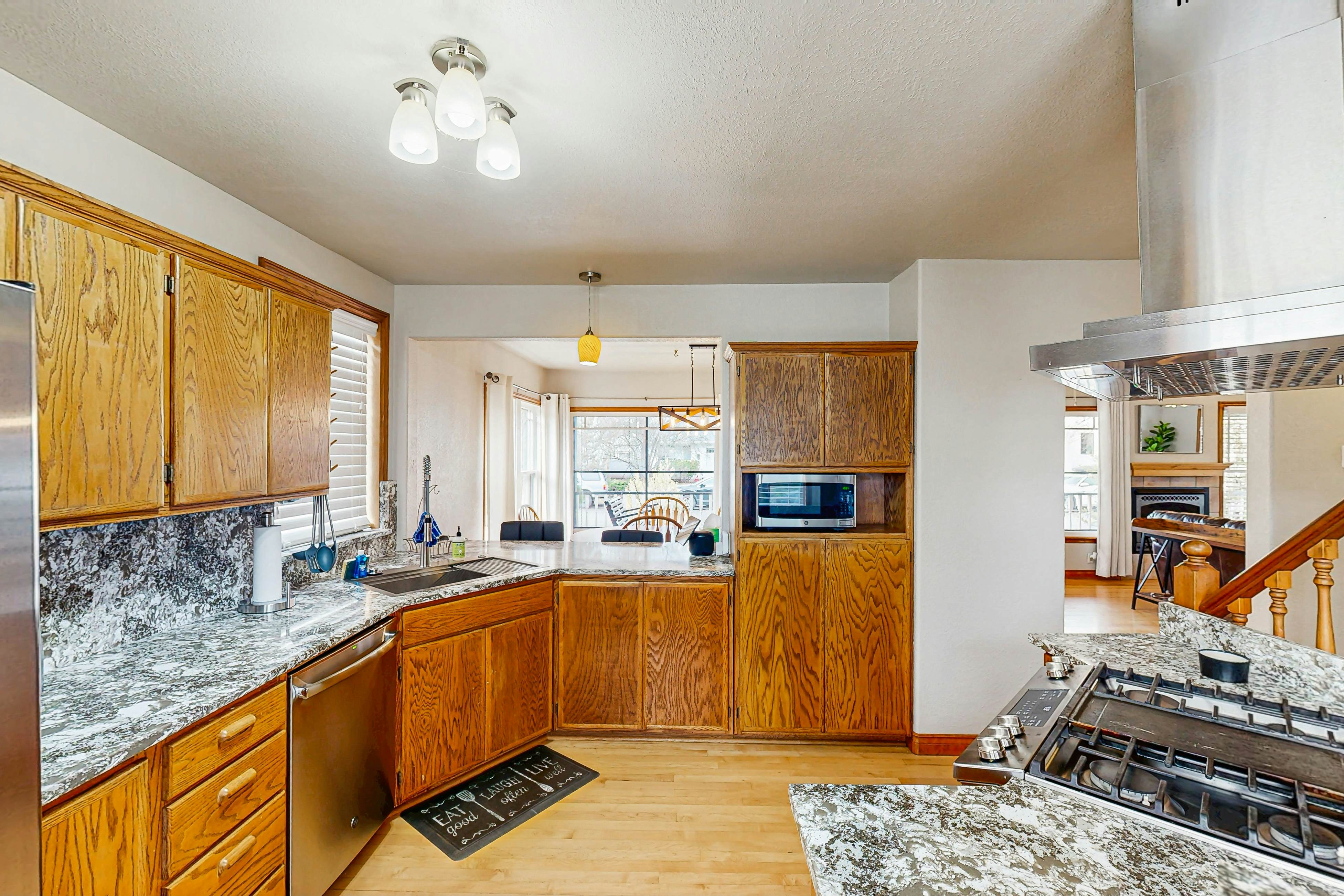 Remodeled Lake Hot Tub Home
