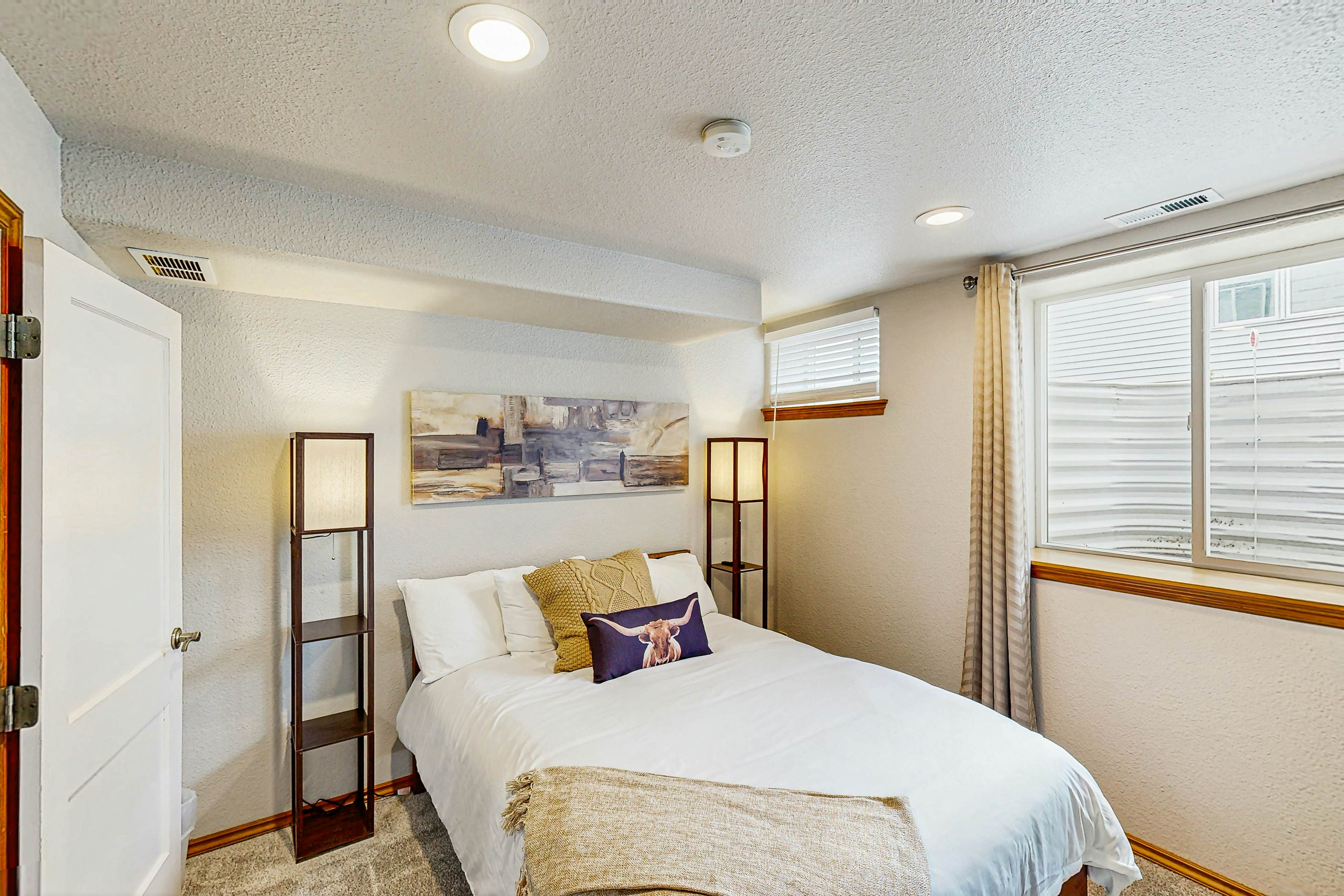 Remodeled Lake Hot Tub Home