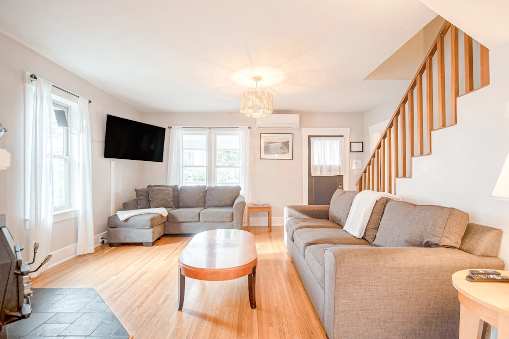 Parkside home in downtown near lake and trails