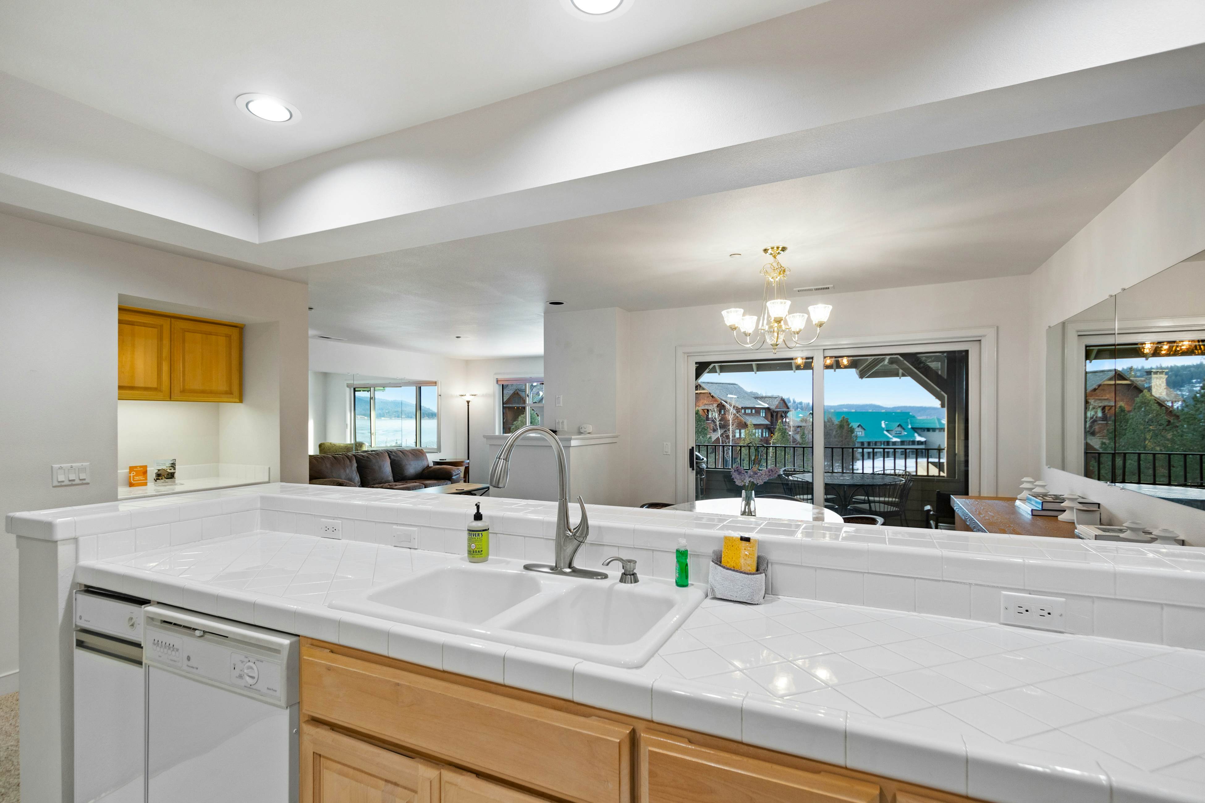 Lake Condo With Marina