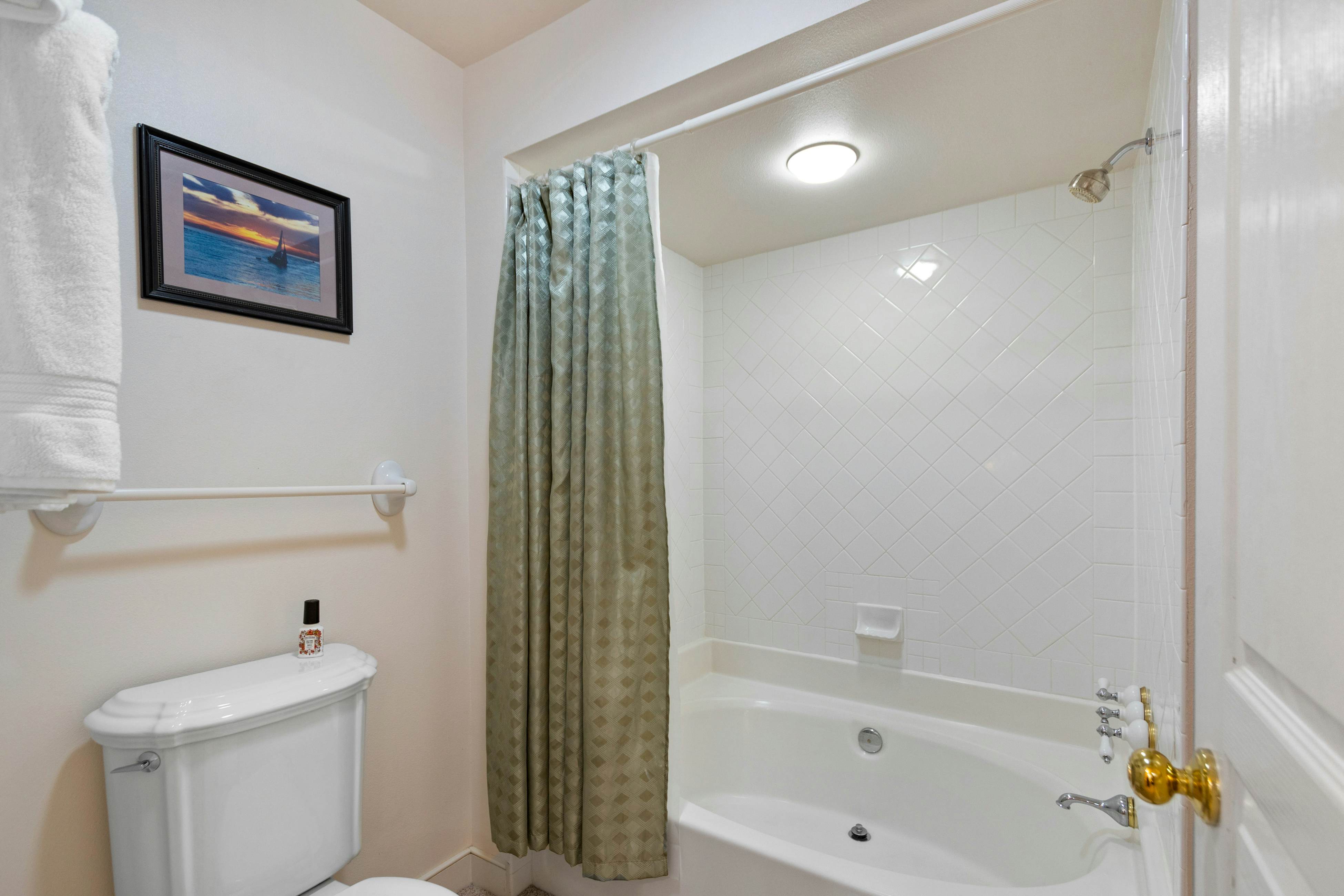 Lake Condo With Marina