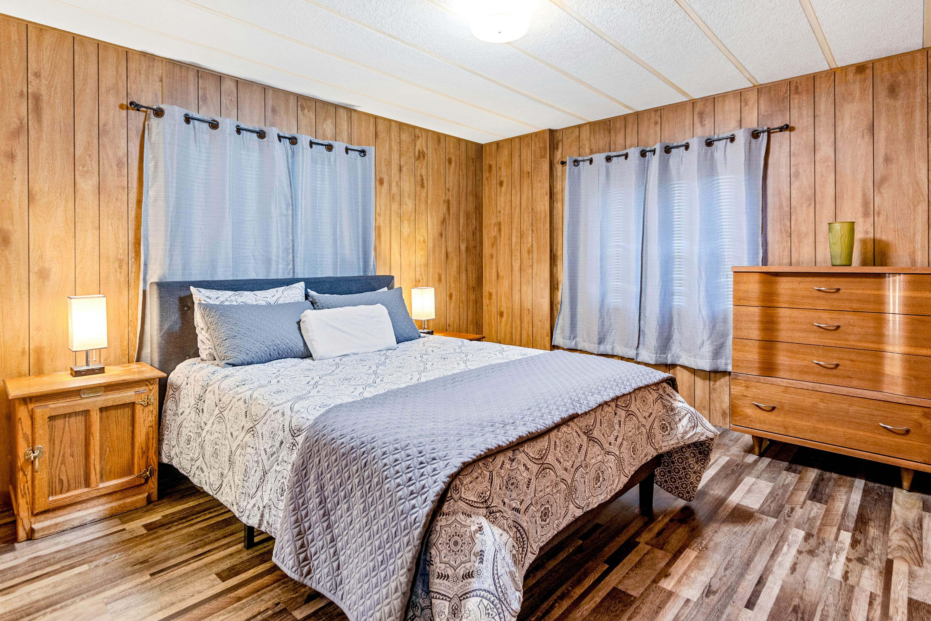 Cozy CDA Waterfront Home