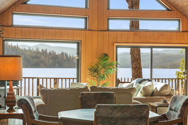 Lake Cabin 4BR - Private Dock & Views
