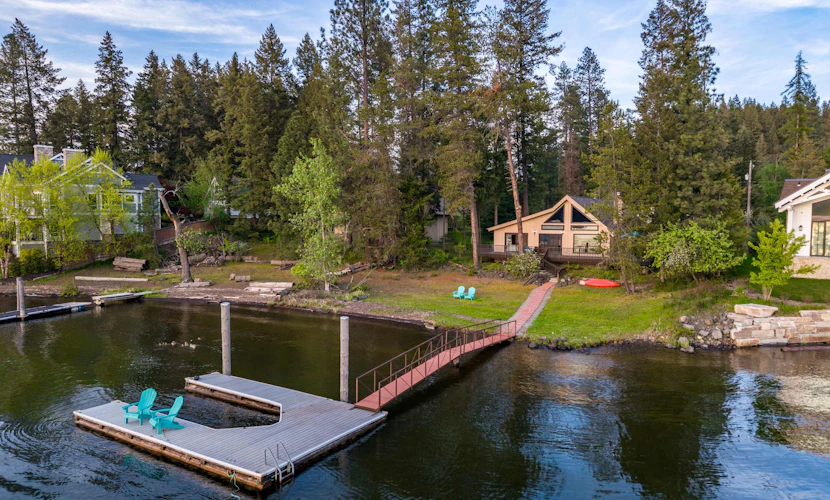 Lake Cabin 4BR - Private Dock & Views