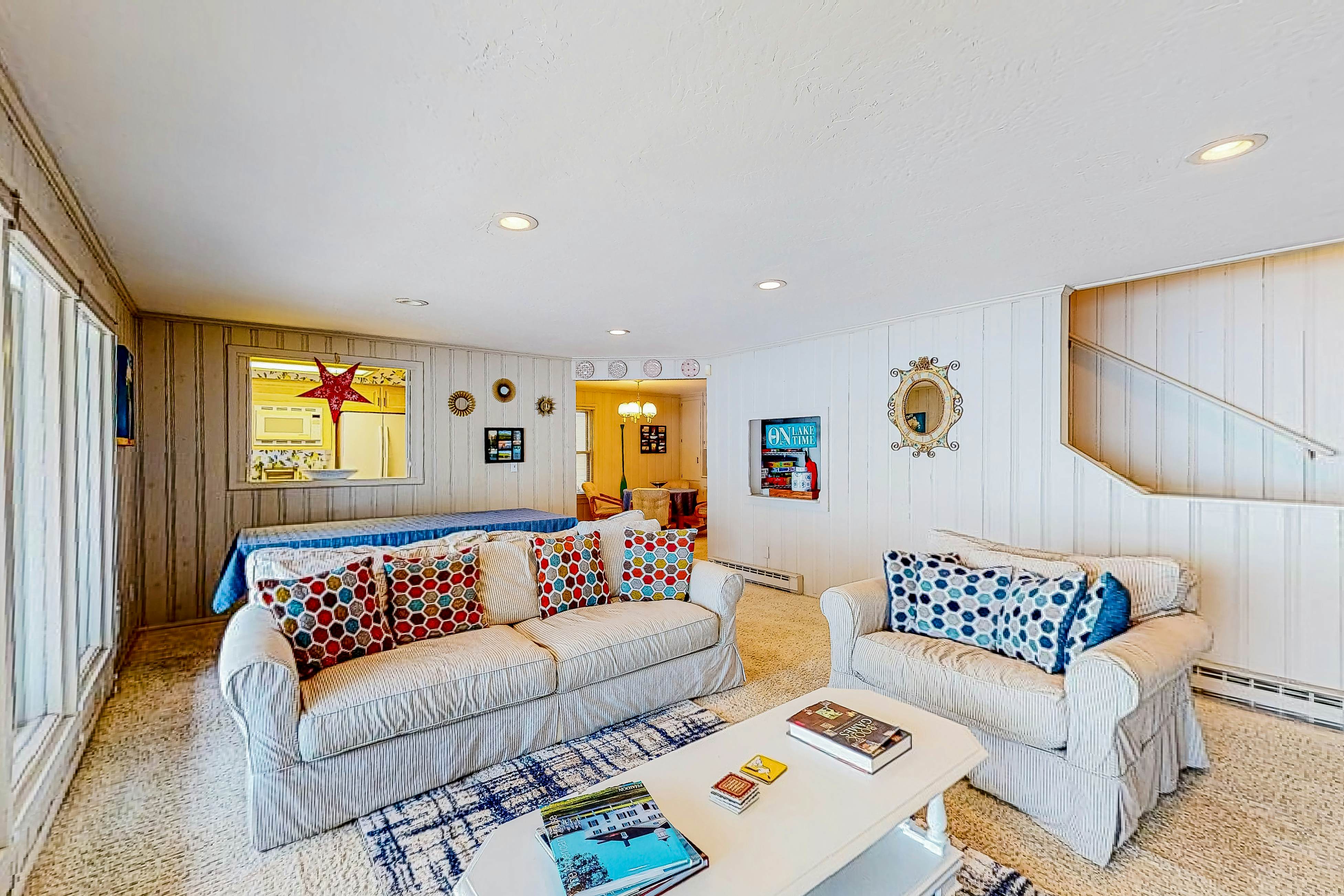 Lakeside Retreat With Dock