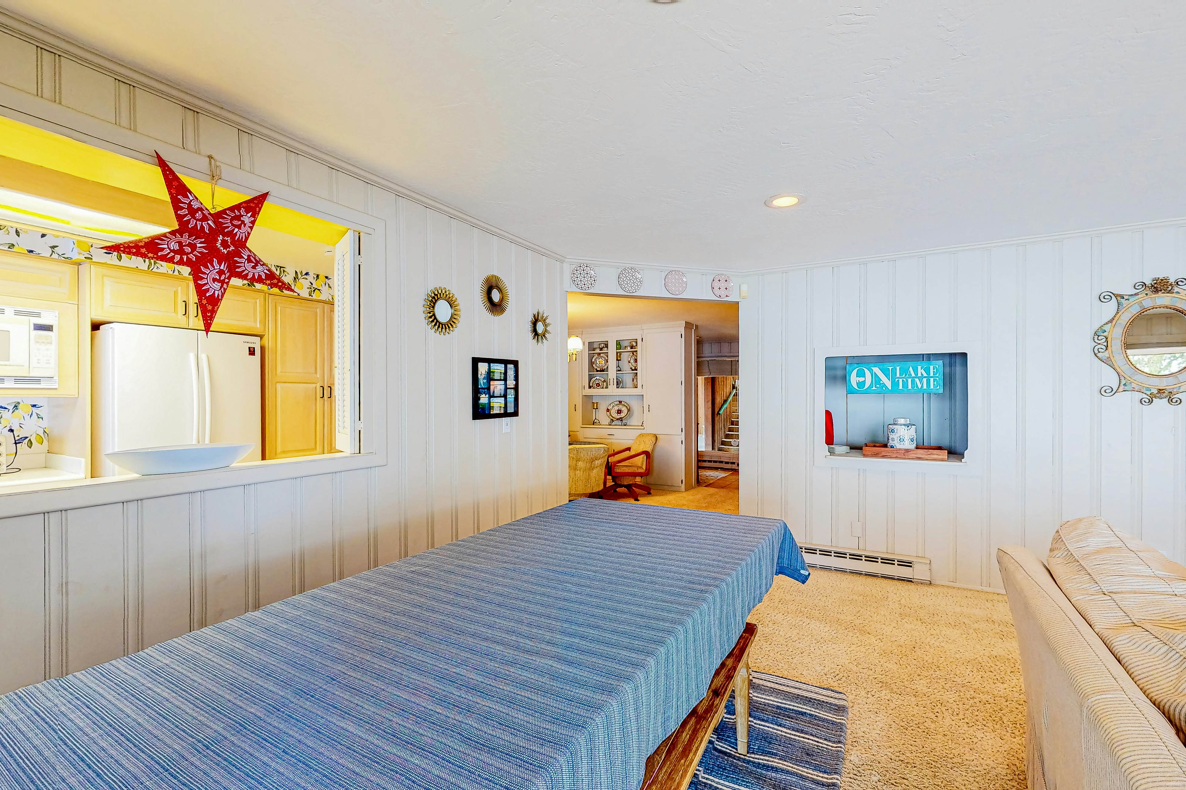 Lakeside Retreat With Dock