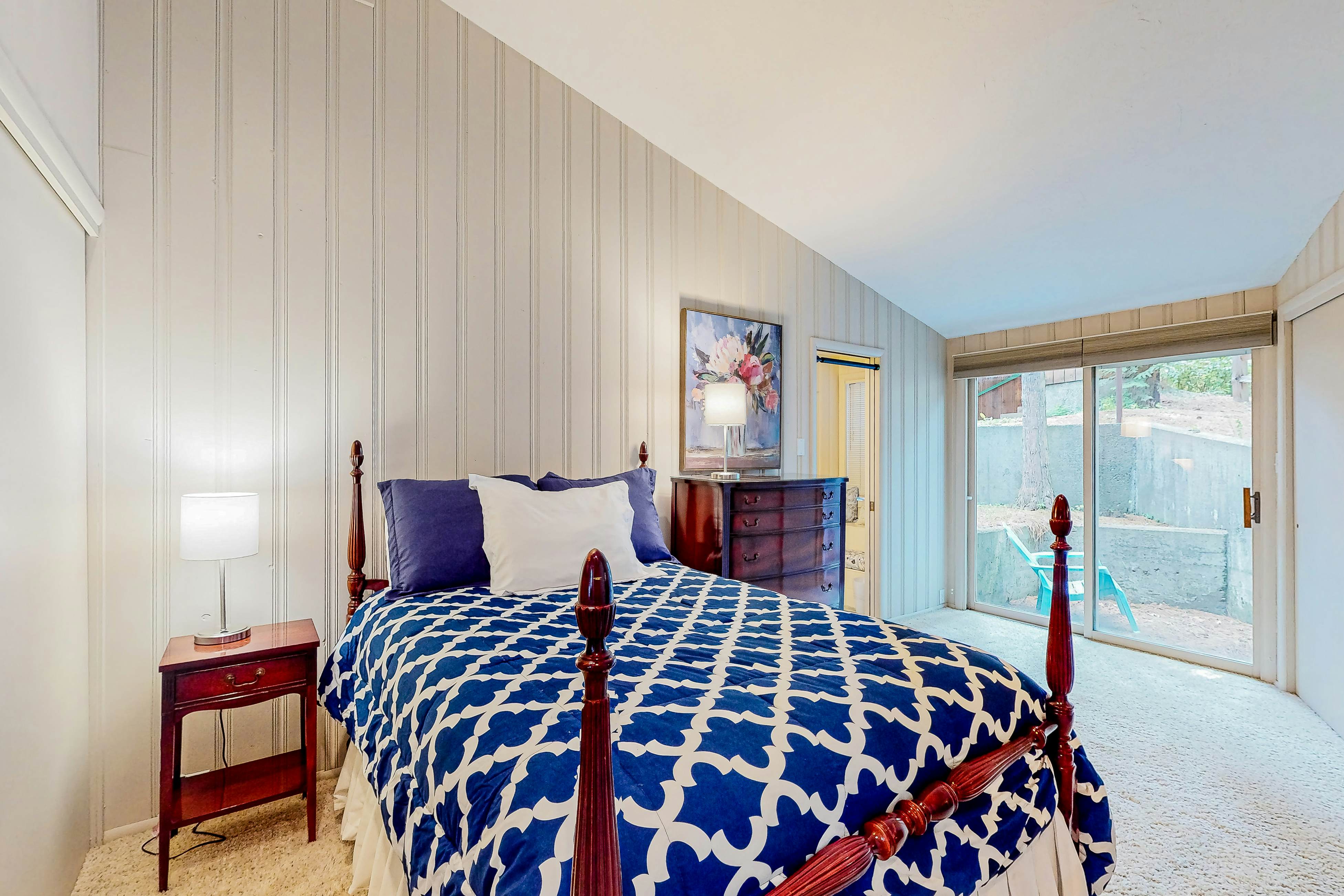 Lakeside Retreat With Dock