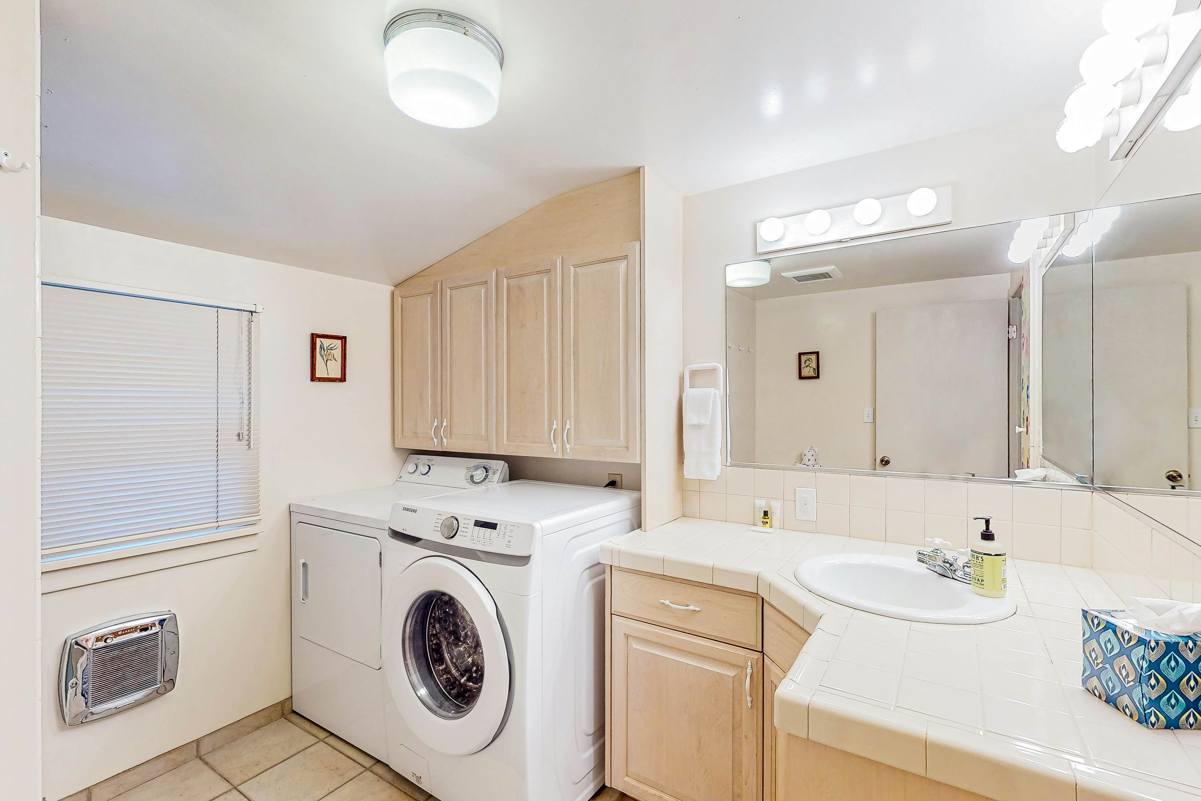 Lakeside Retreat With Dock