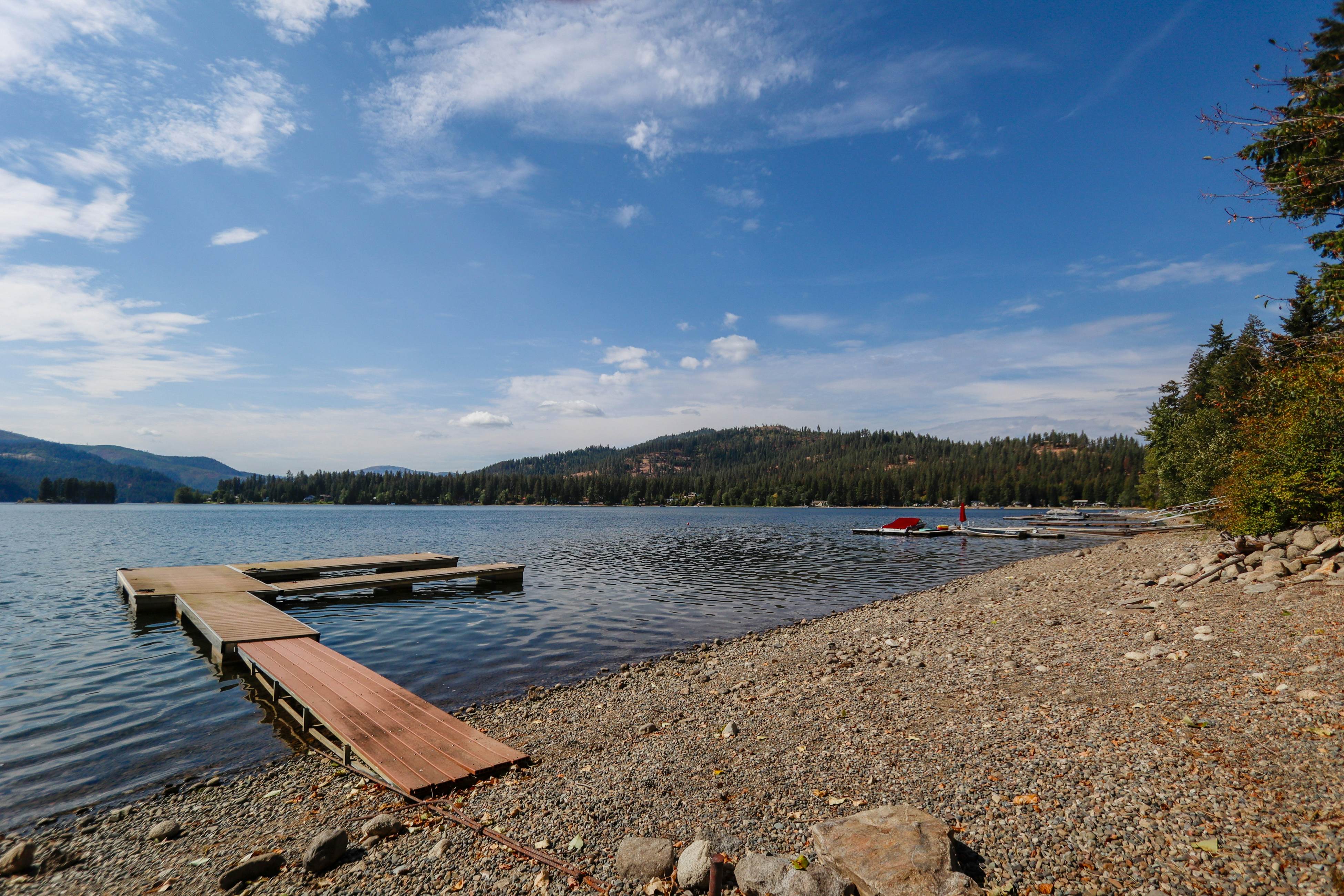 Spirit Lake Waterfront Cabin