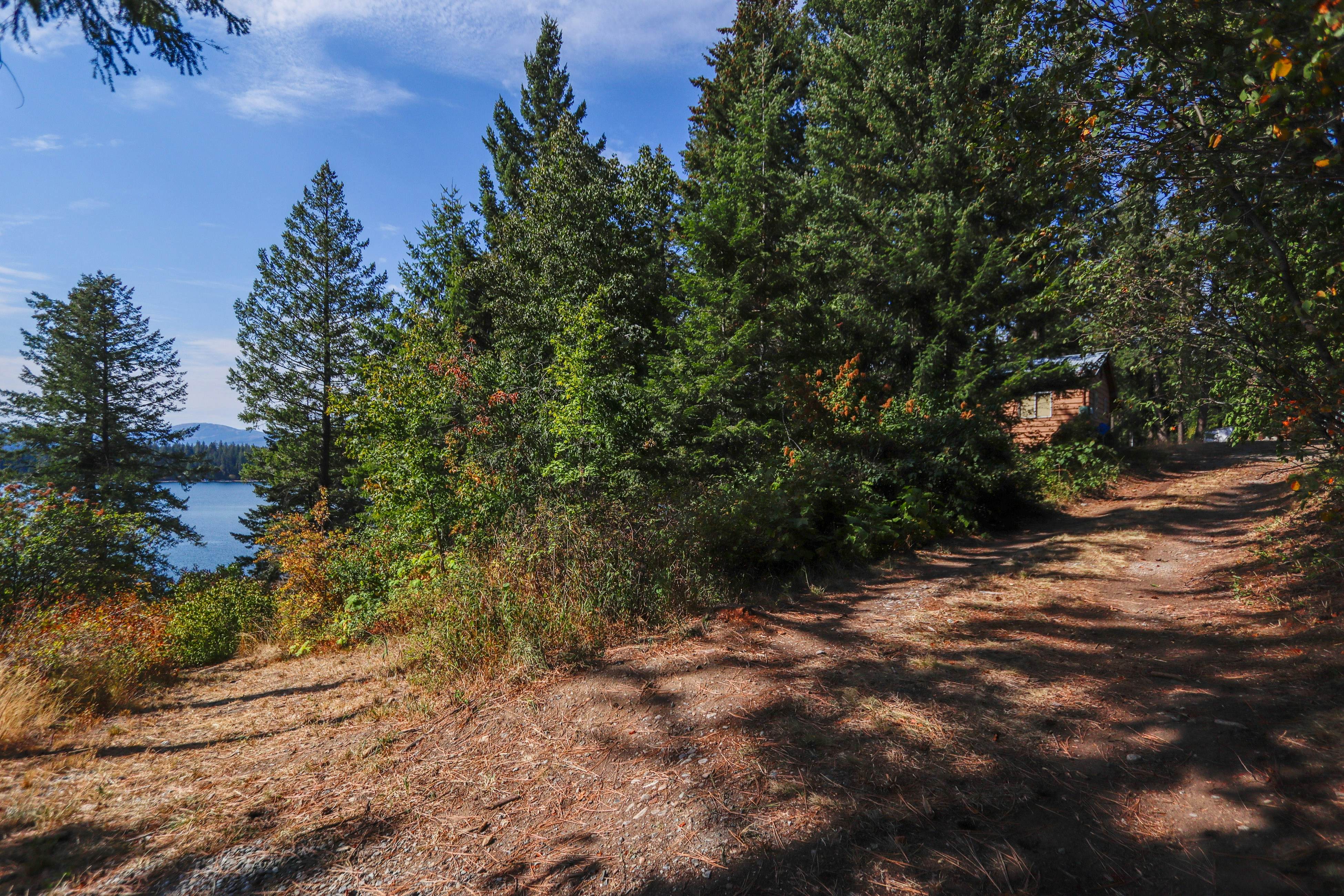 Spirit Lake Waterfront Cabin
