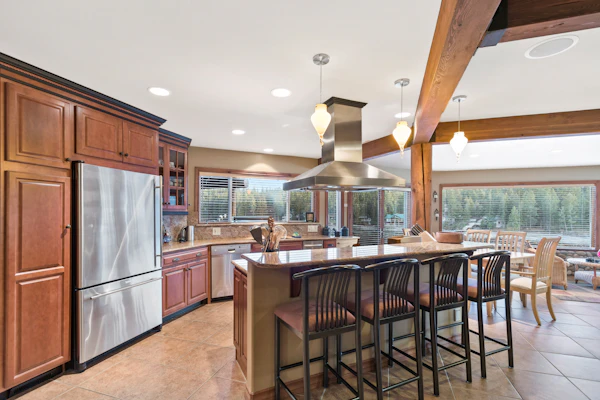 Riverfront 4BR Lodge w/ Dock, Sauna & Game Room