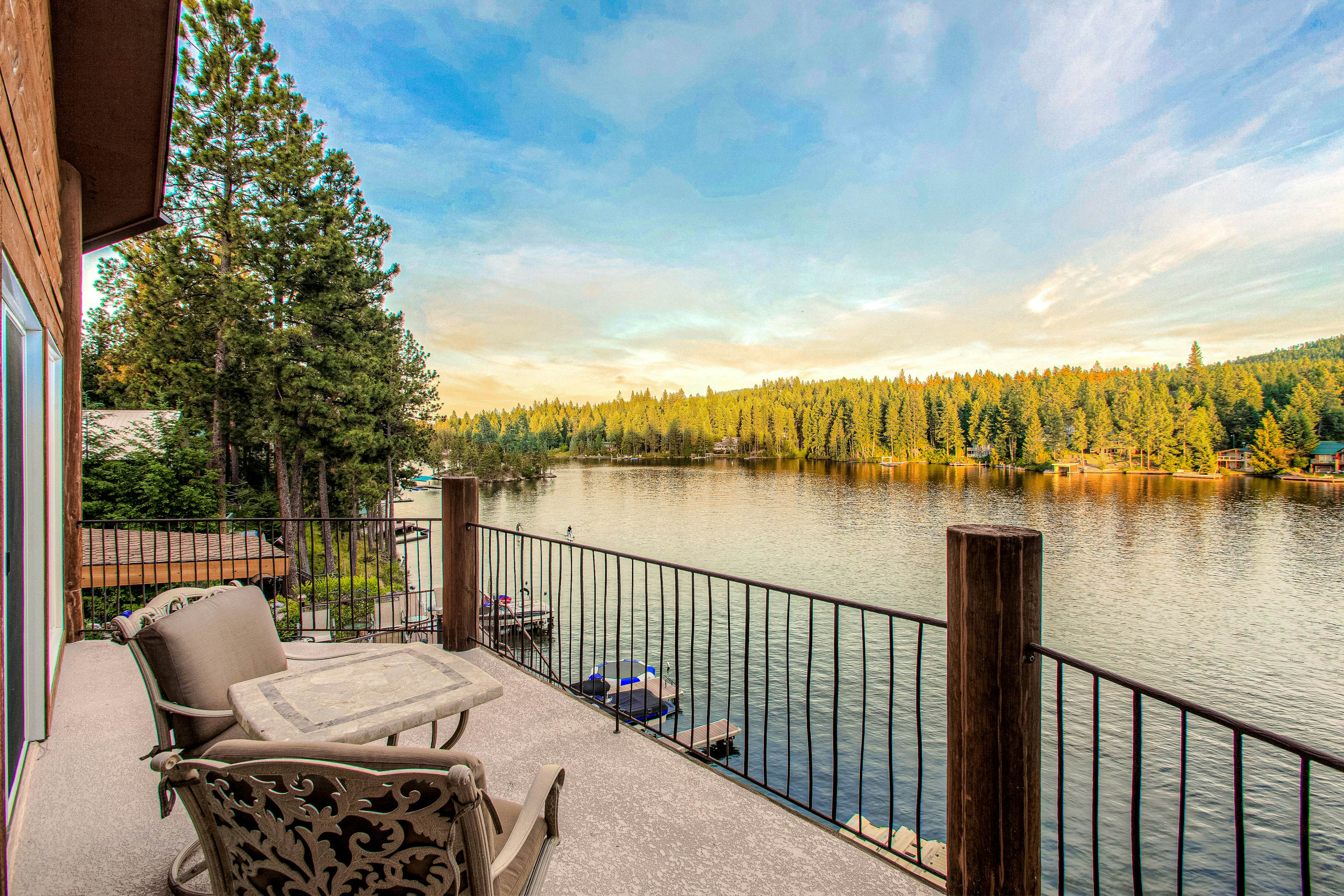 Estate w/ Hot Tub & Dock