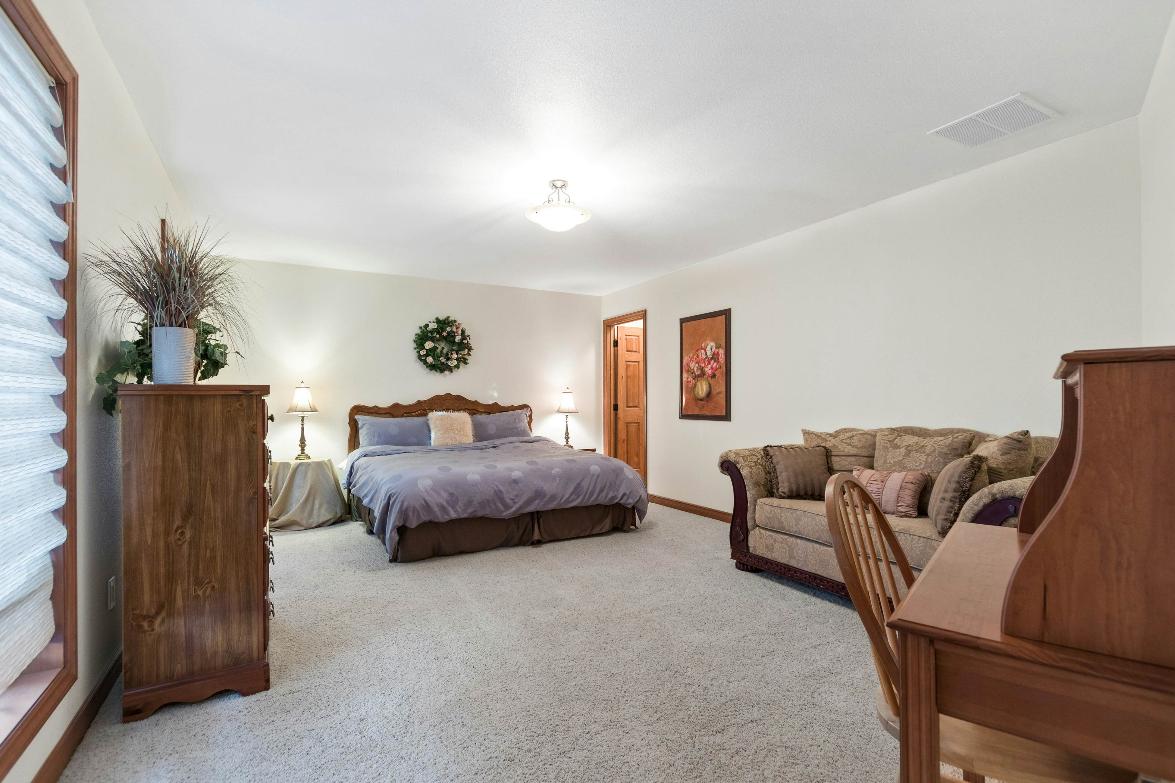 Estate w/ Hot Tub & Dock