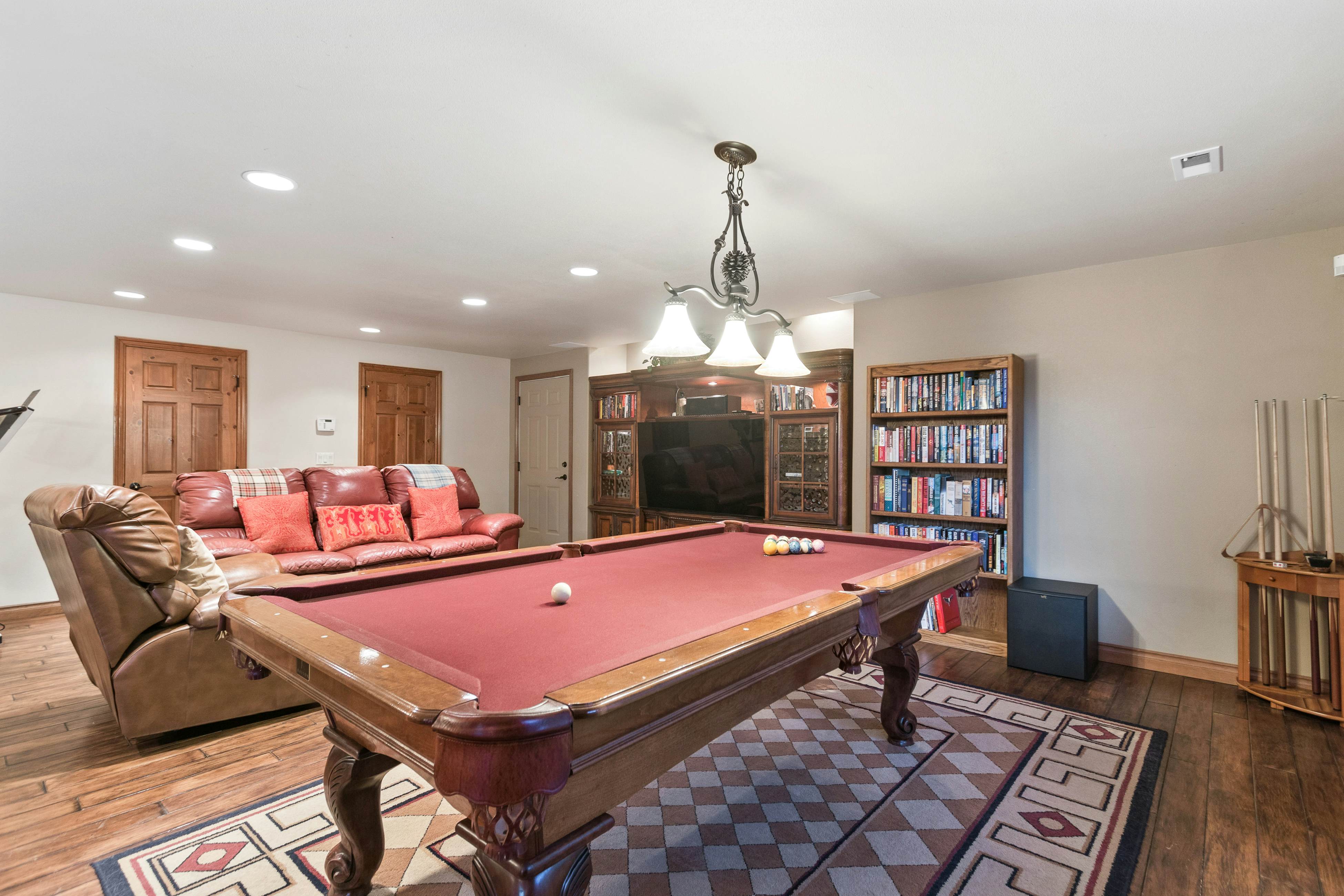 Estate w/ Hot Tub & Dock