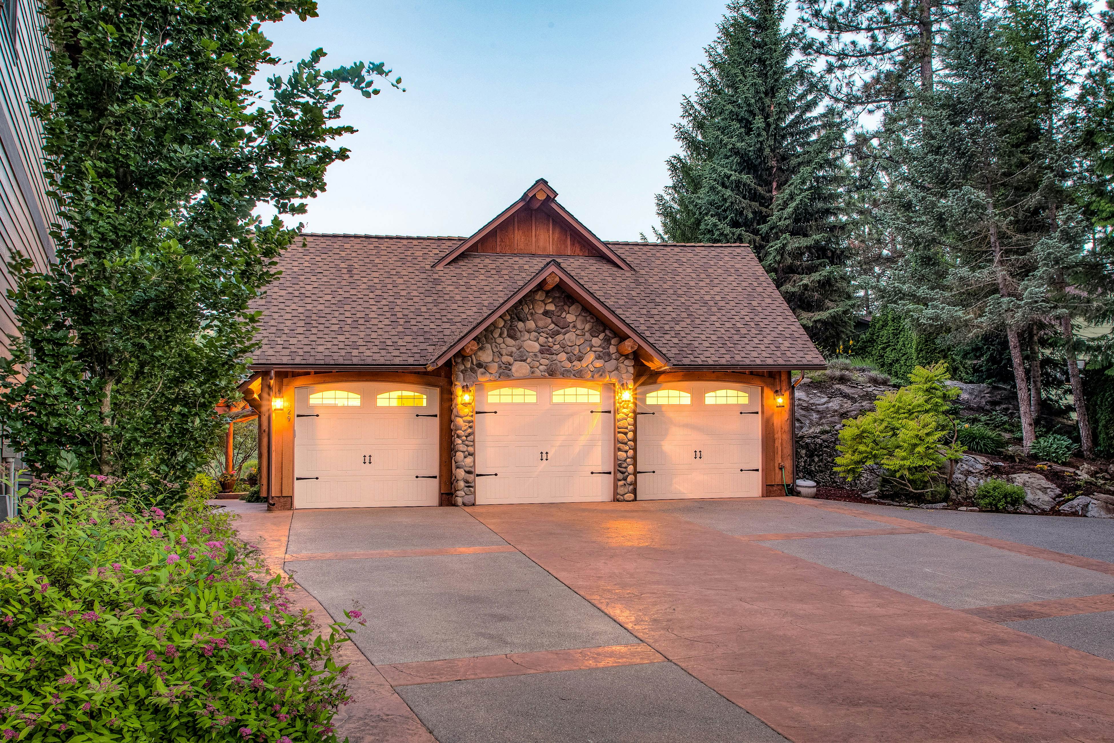 Estate w/ Hot Tub & Dock