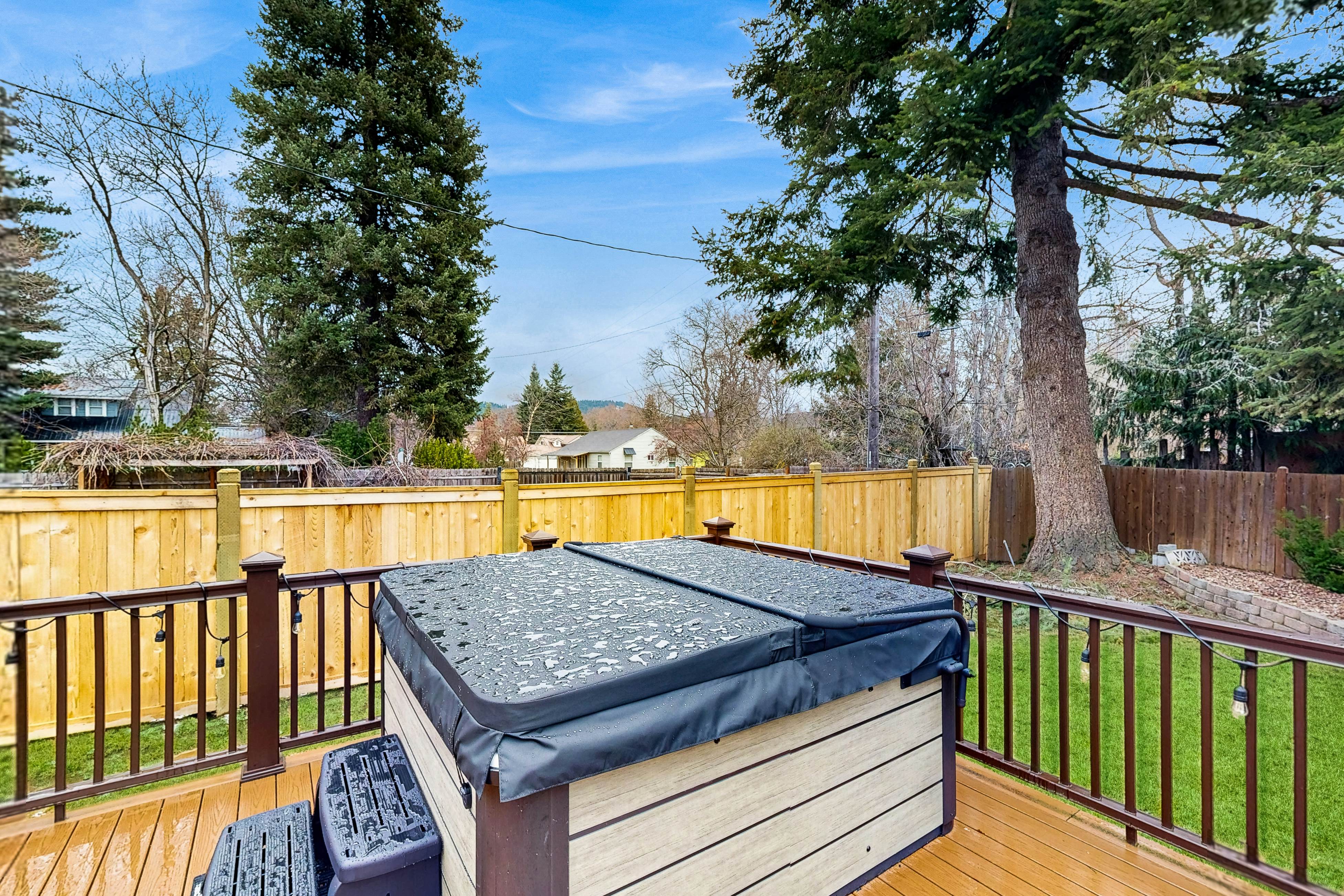 Remodeled Home With Hot Tub