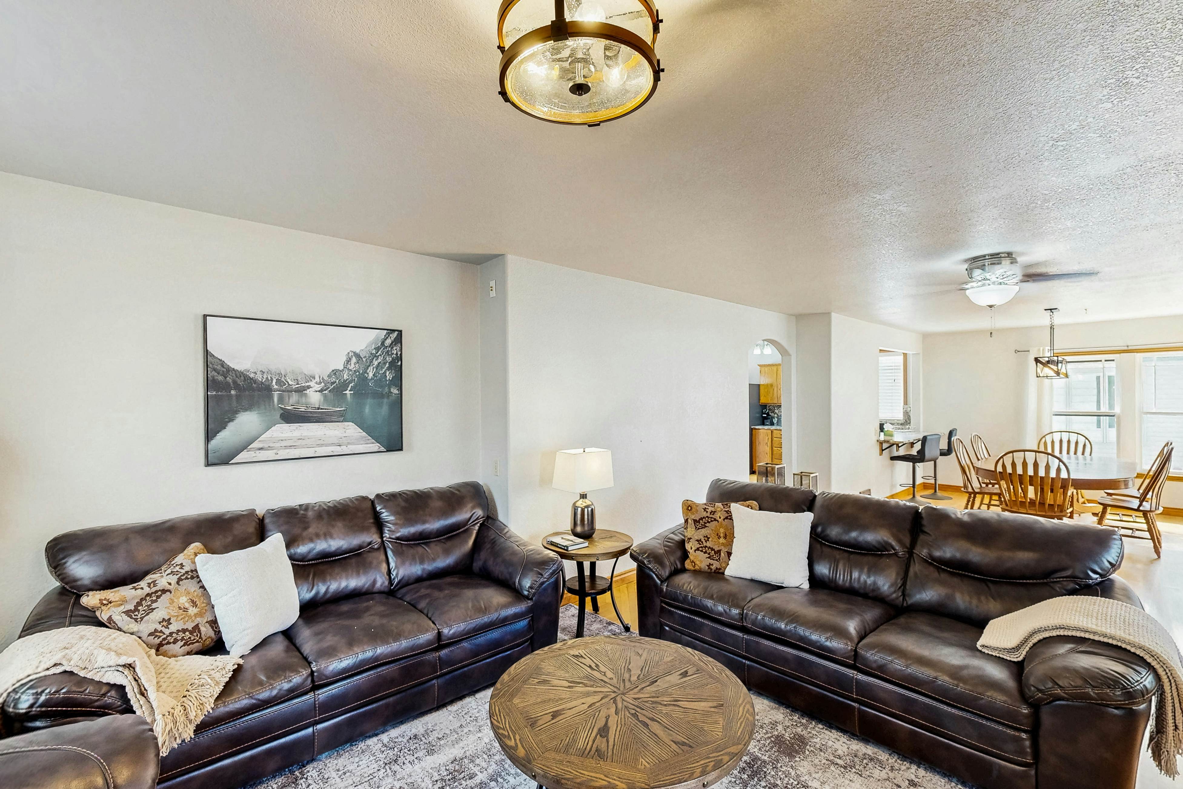 Remodeled Home With Hot Tub