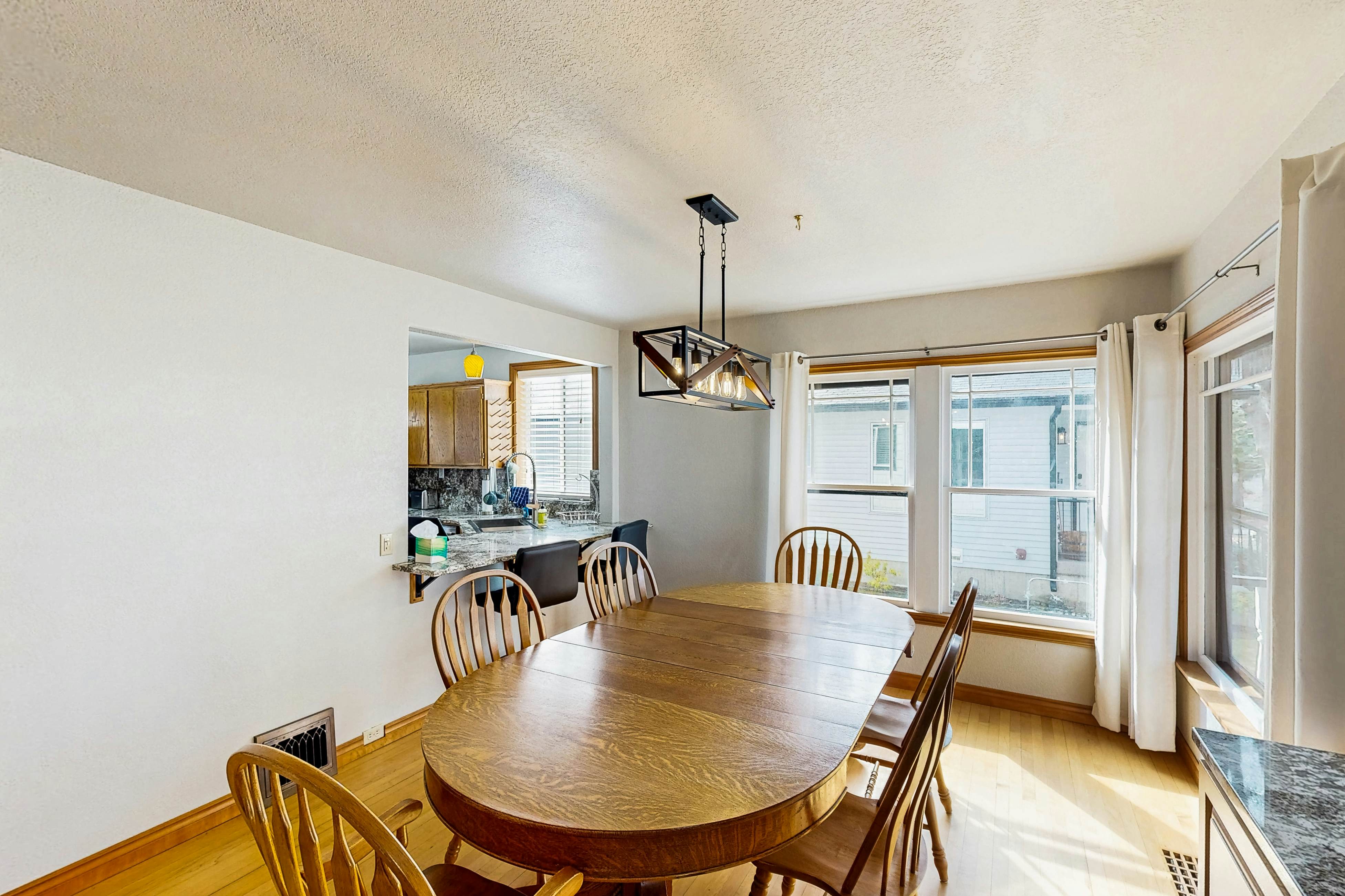 Remodeled Home With Hot Tub