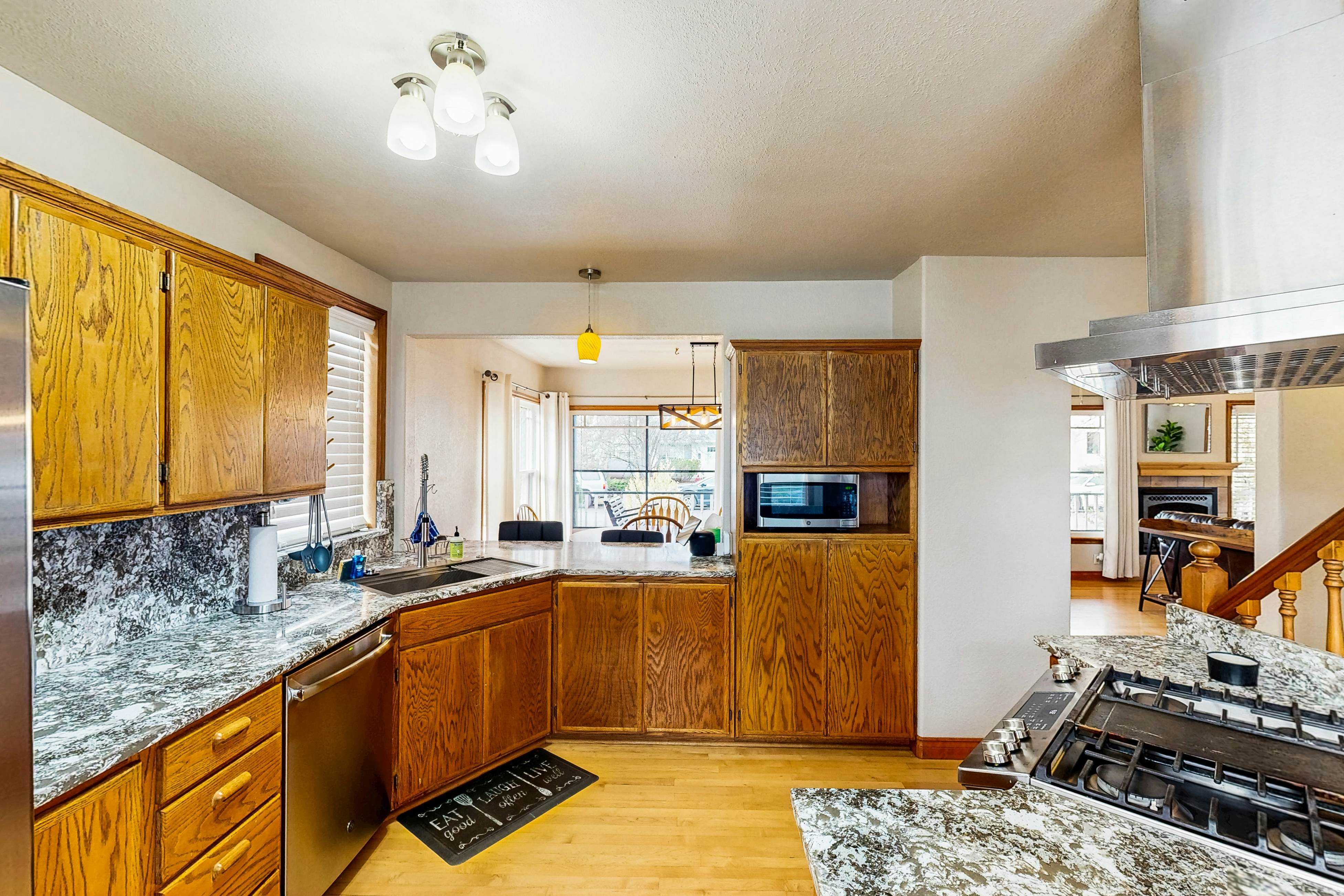 Remodeled Home With Hot Tub