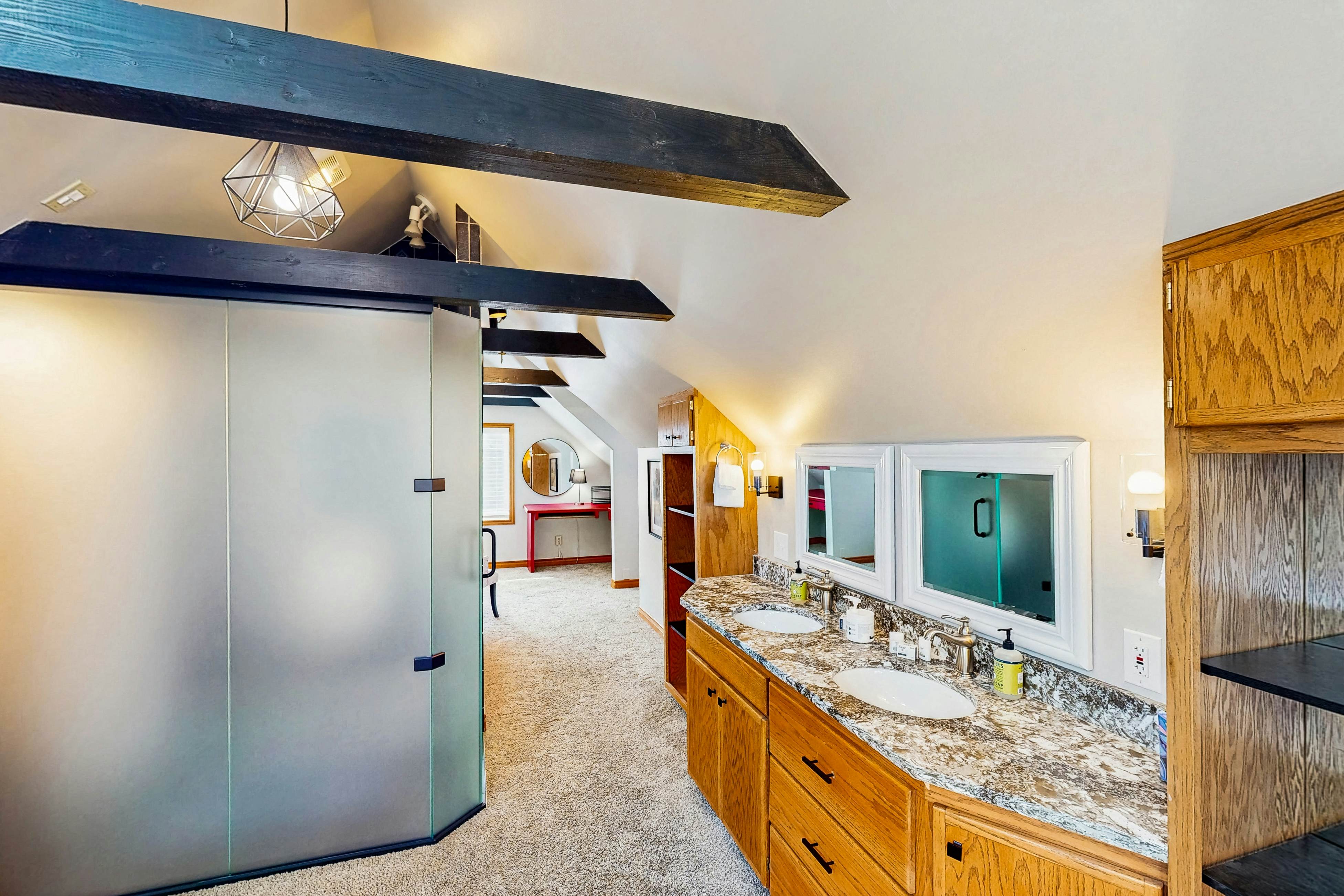 Remodeled Home With Hot Tub